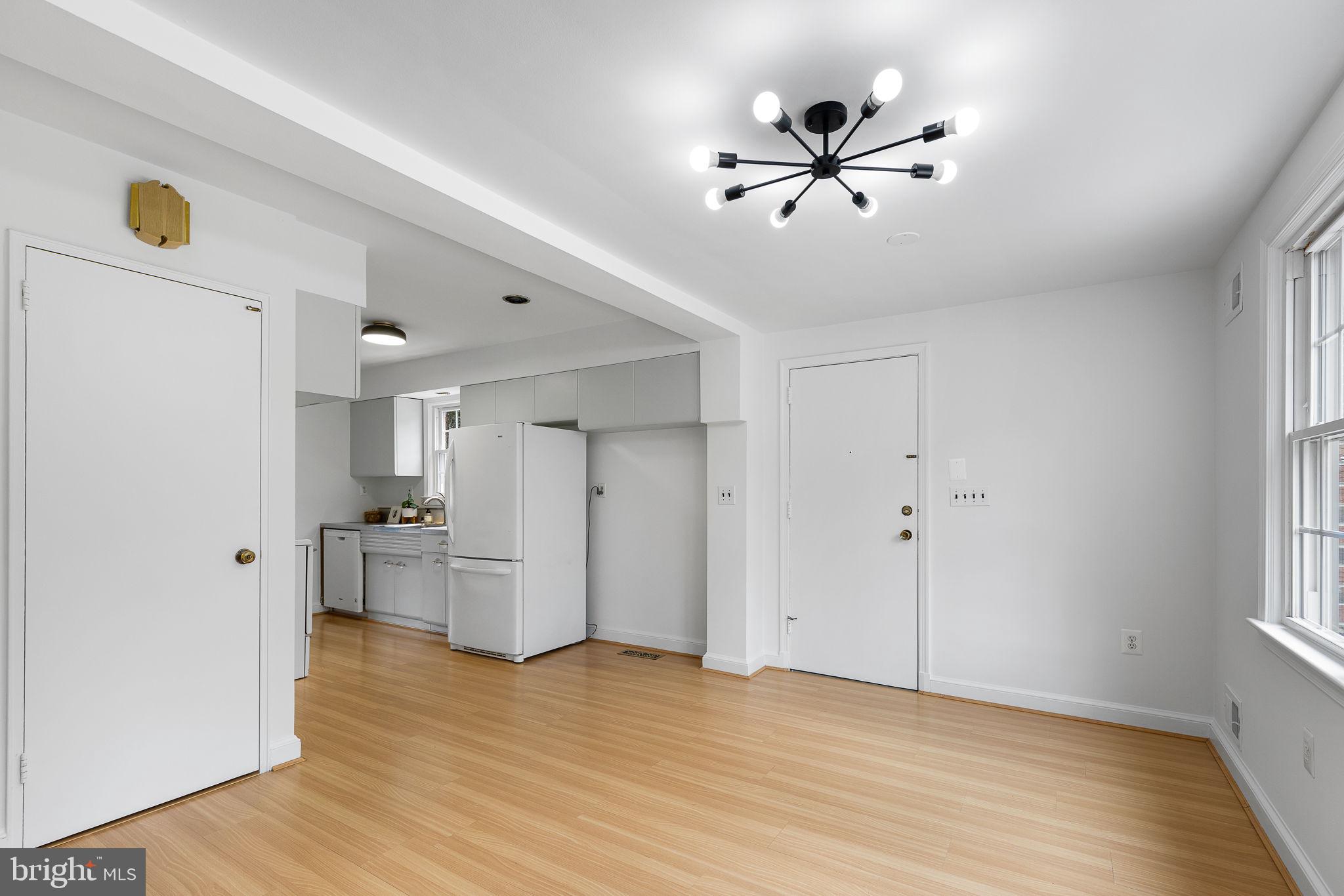 315 PRINCETON BOULEVARD