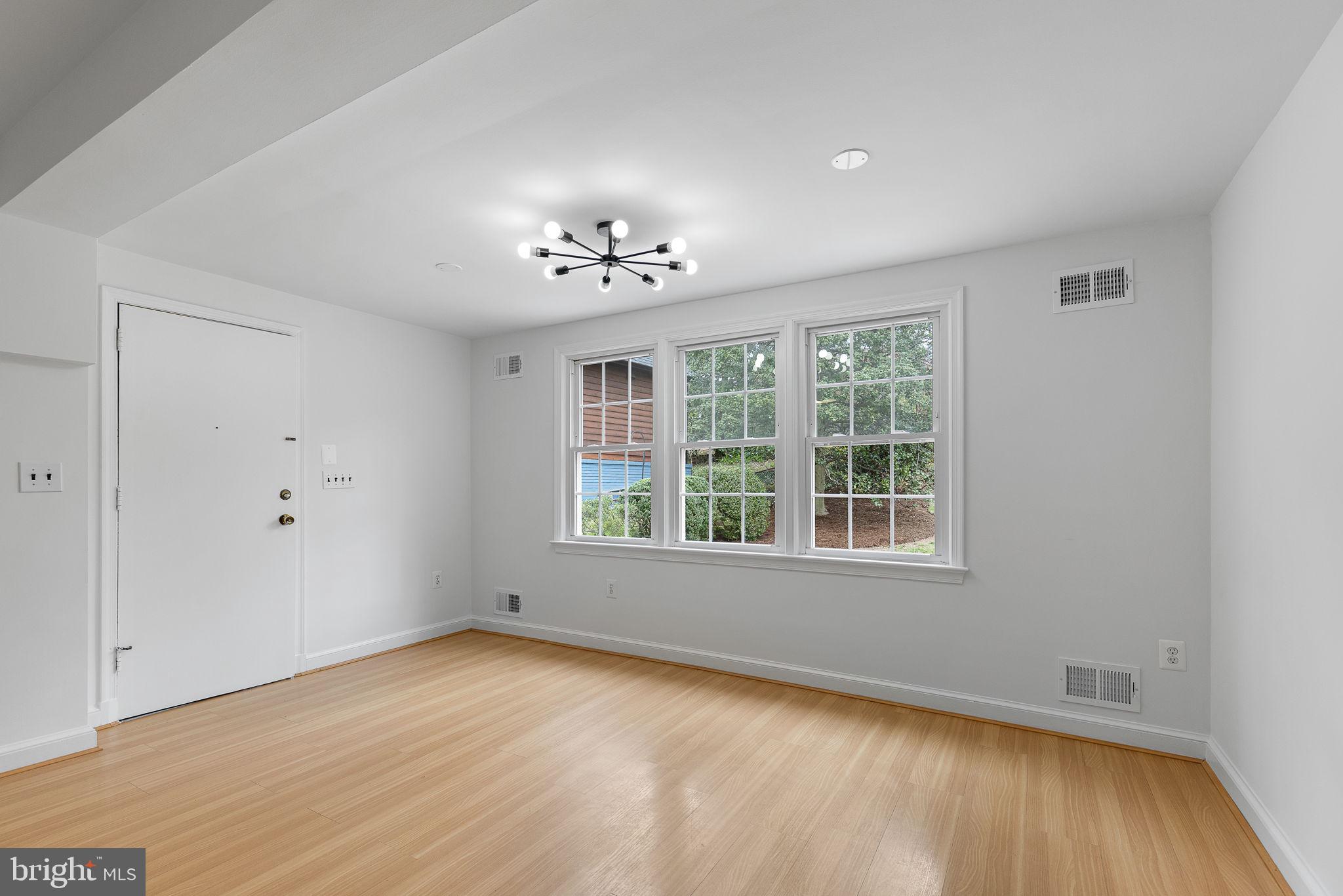 315 PRINCETON BOULEVARD