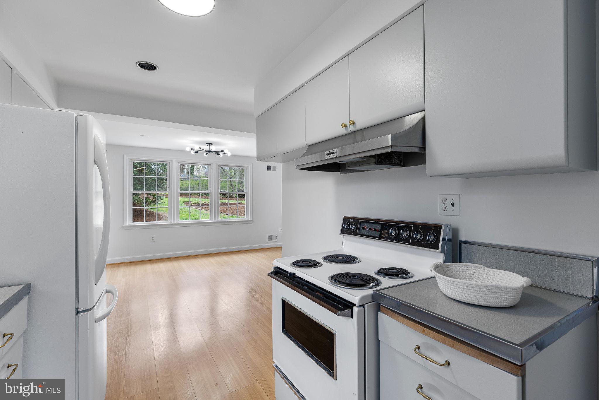 315 PRINCETON BOULEVARD