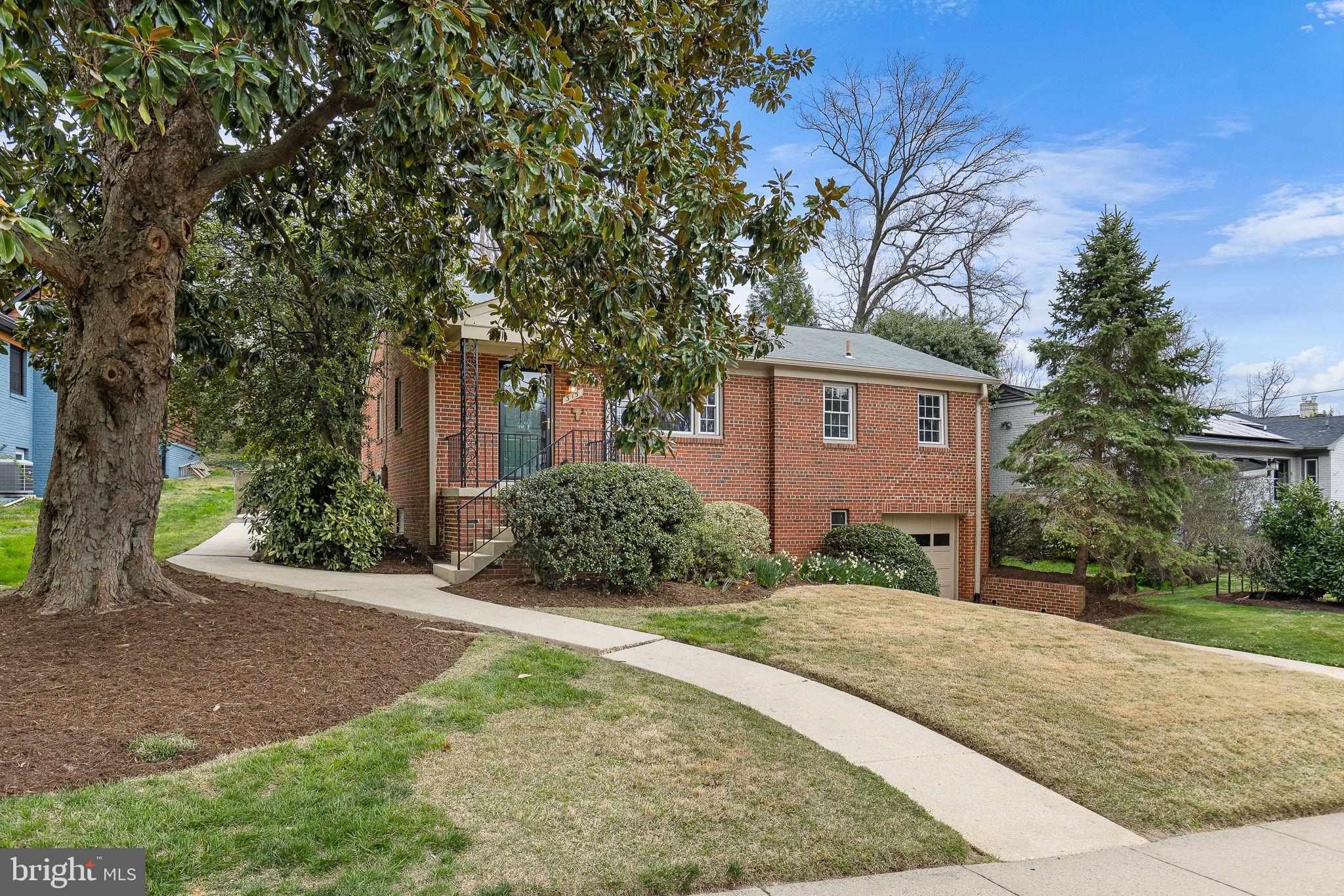 315 PRINCETON BOULEVARD