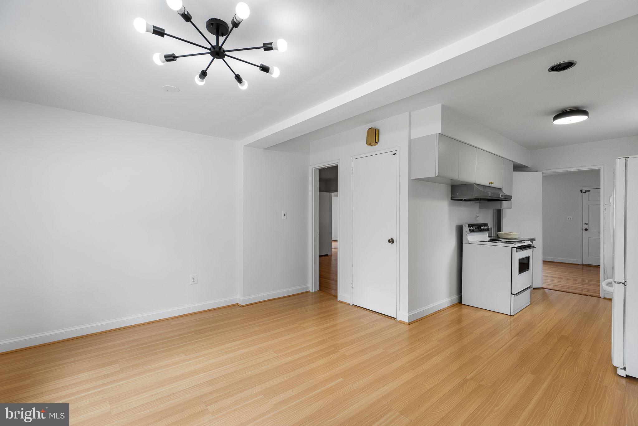 315 PRINCETON BOULEVARD