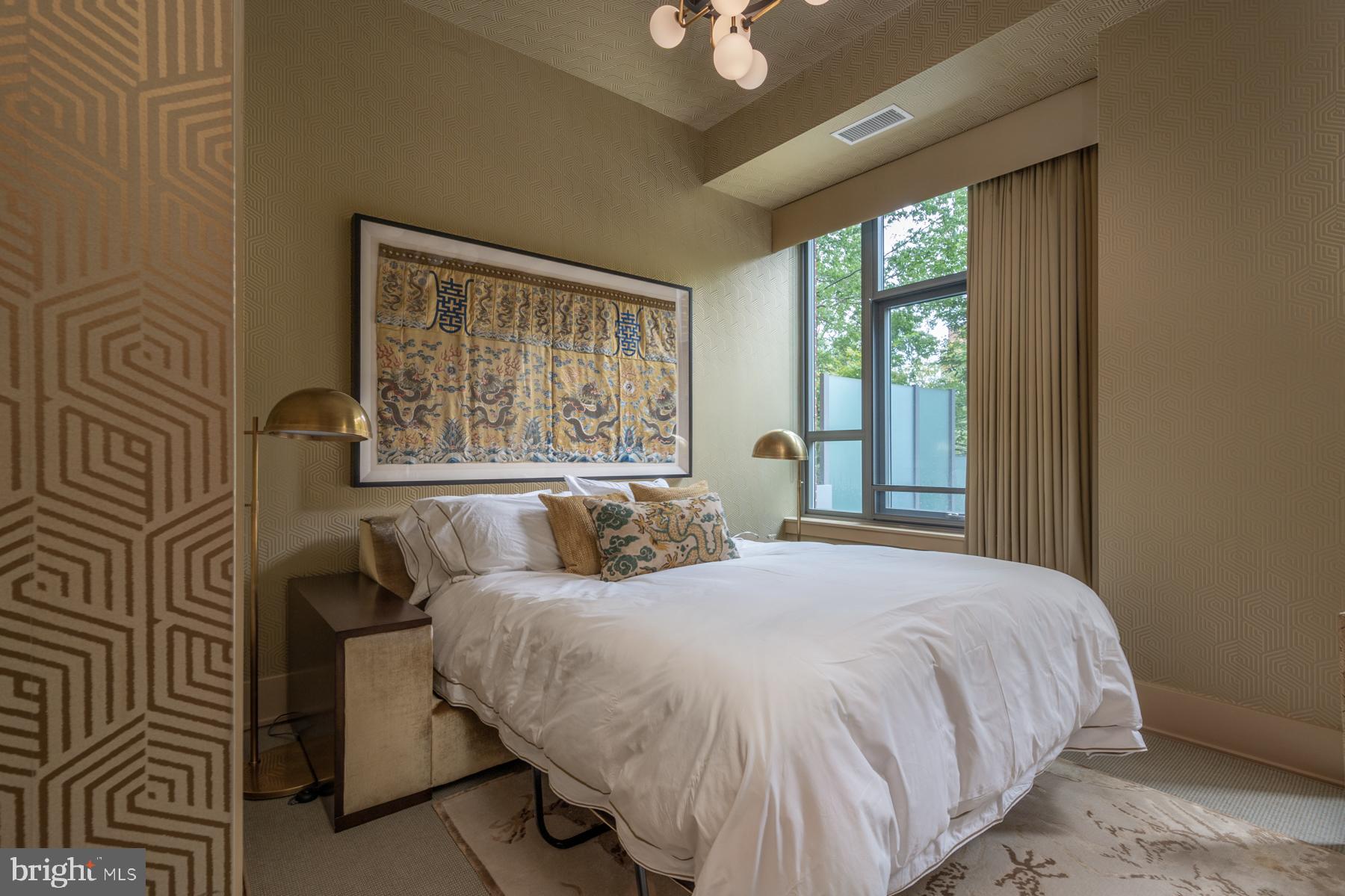 601 N FAIRFAX STREET 215