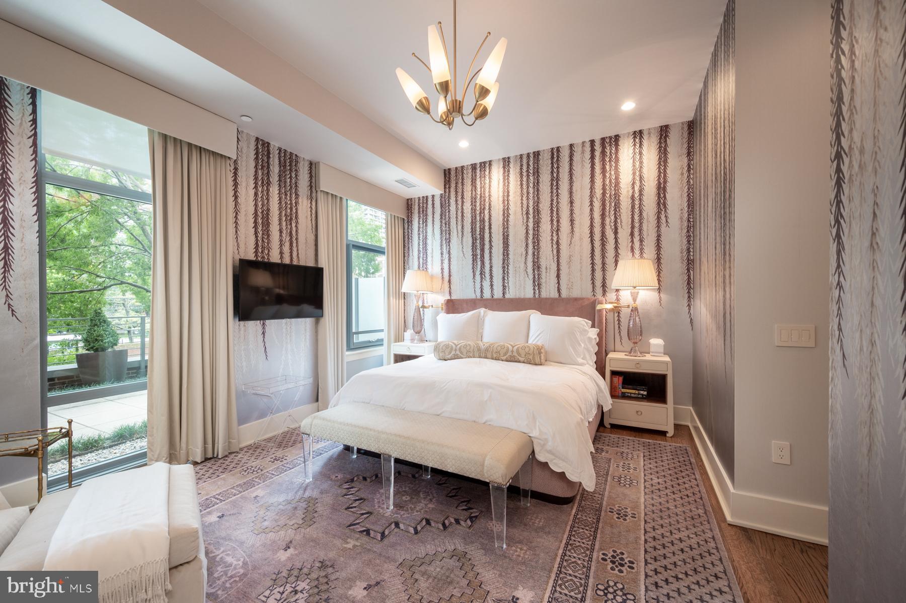 601 N FAIRFAX STREET 215