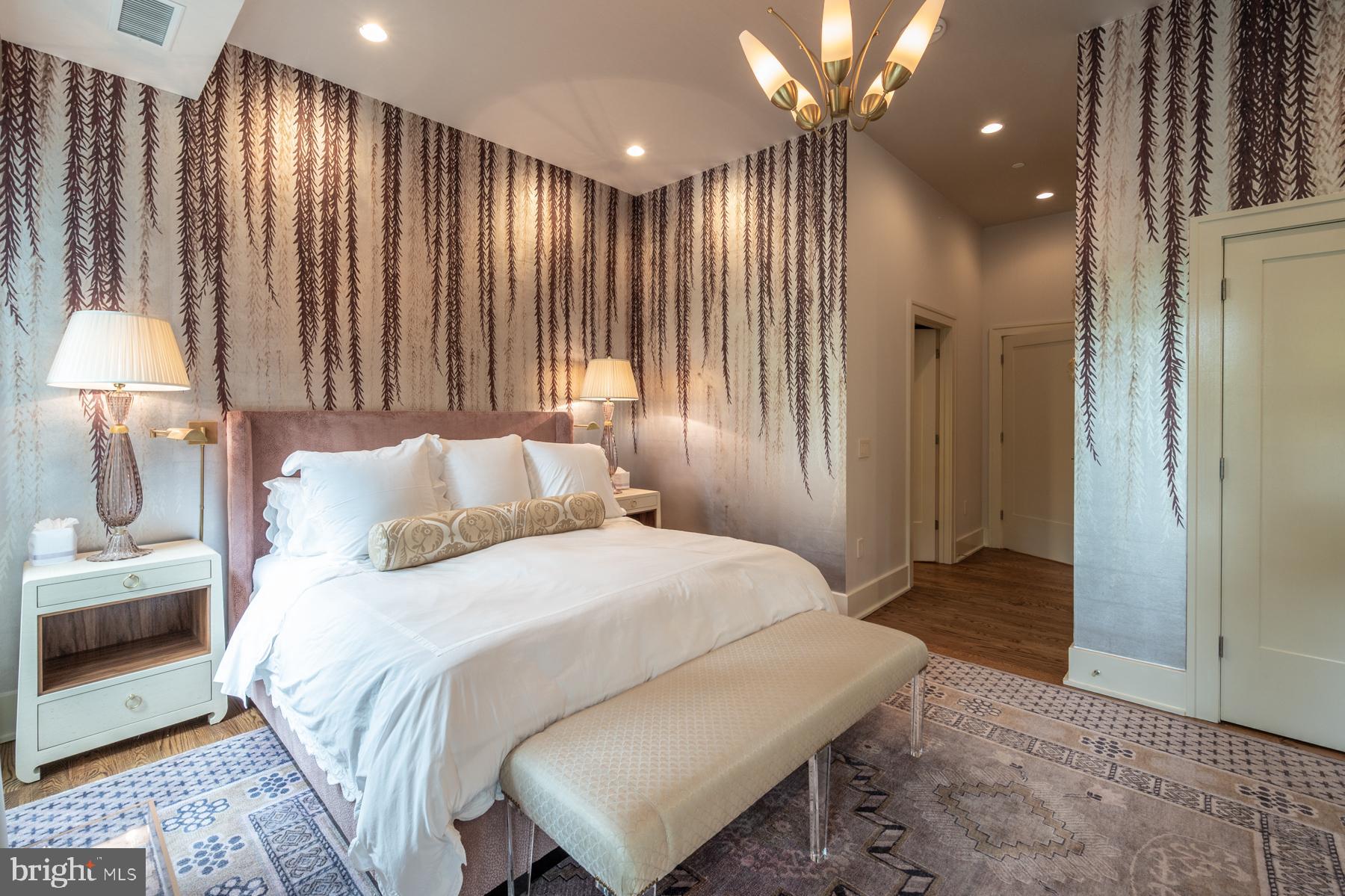 601 N FAIRFAX STREET 215