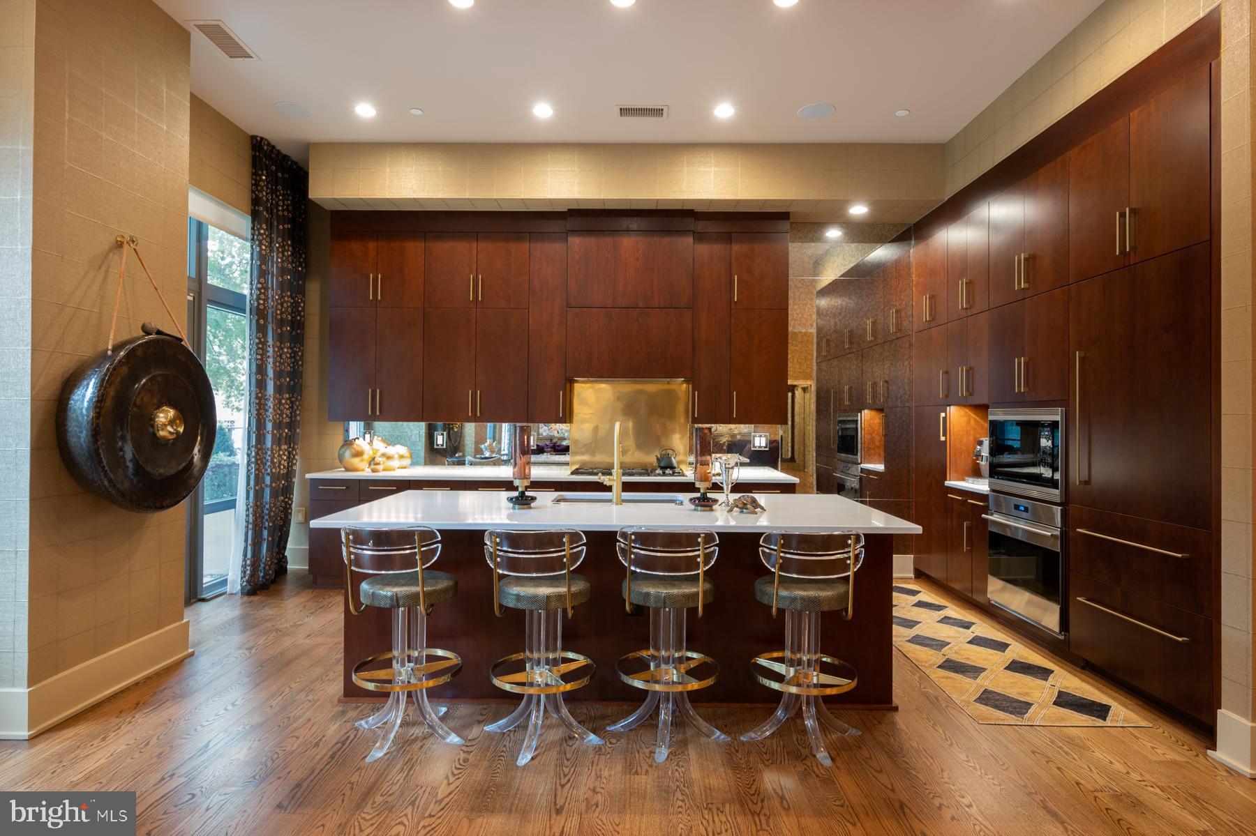 601 N FAIRFAX STREET 215