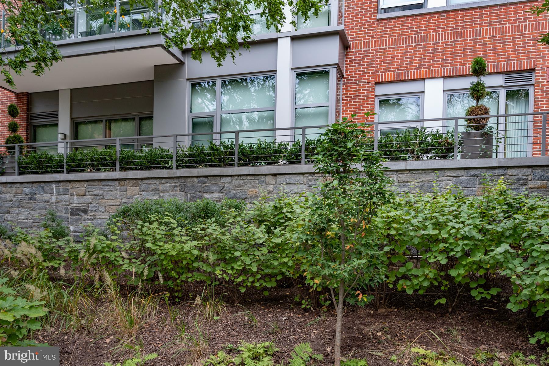 601 N FAIRFAX STREET 215