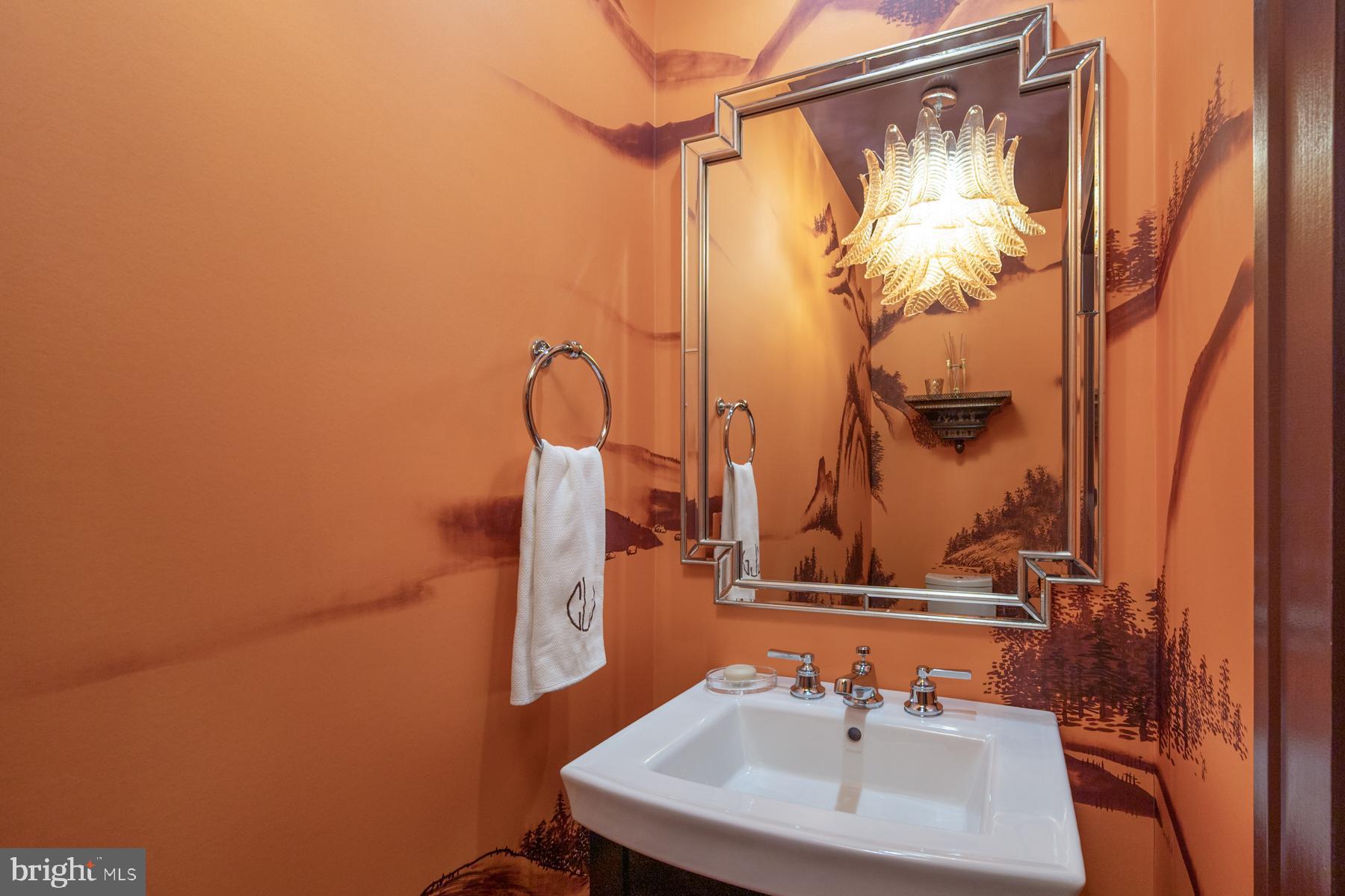 601 N FAIRFAX STREET 215