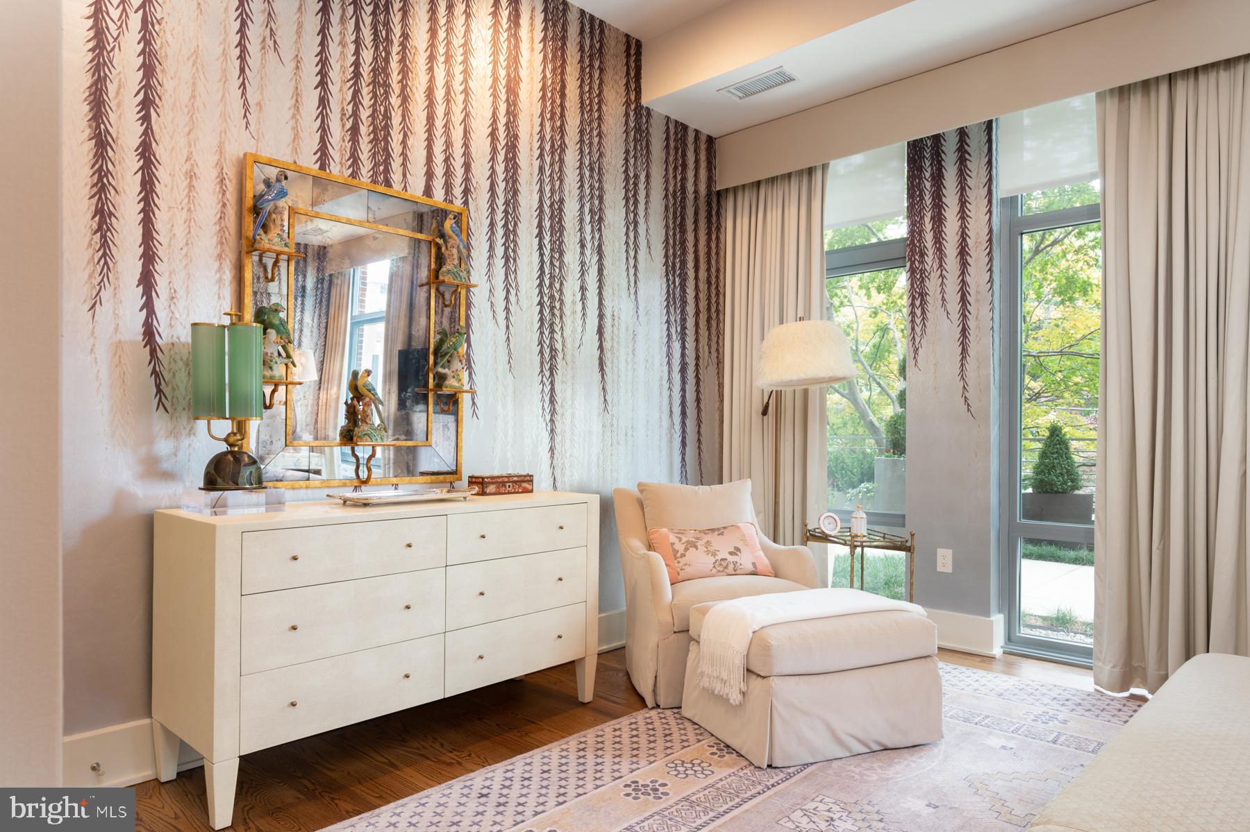 601 N FAIRFAX STREET 215