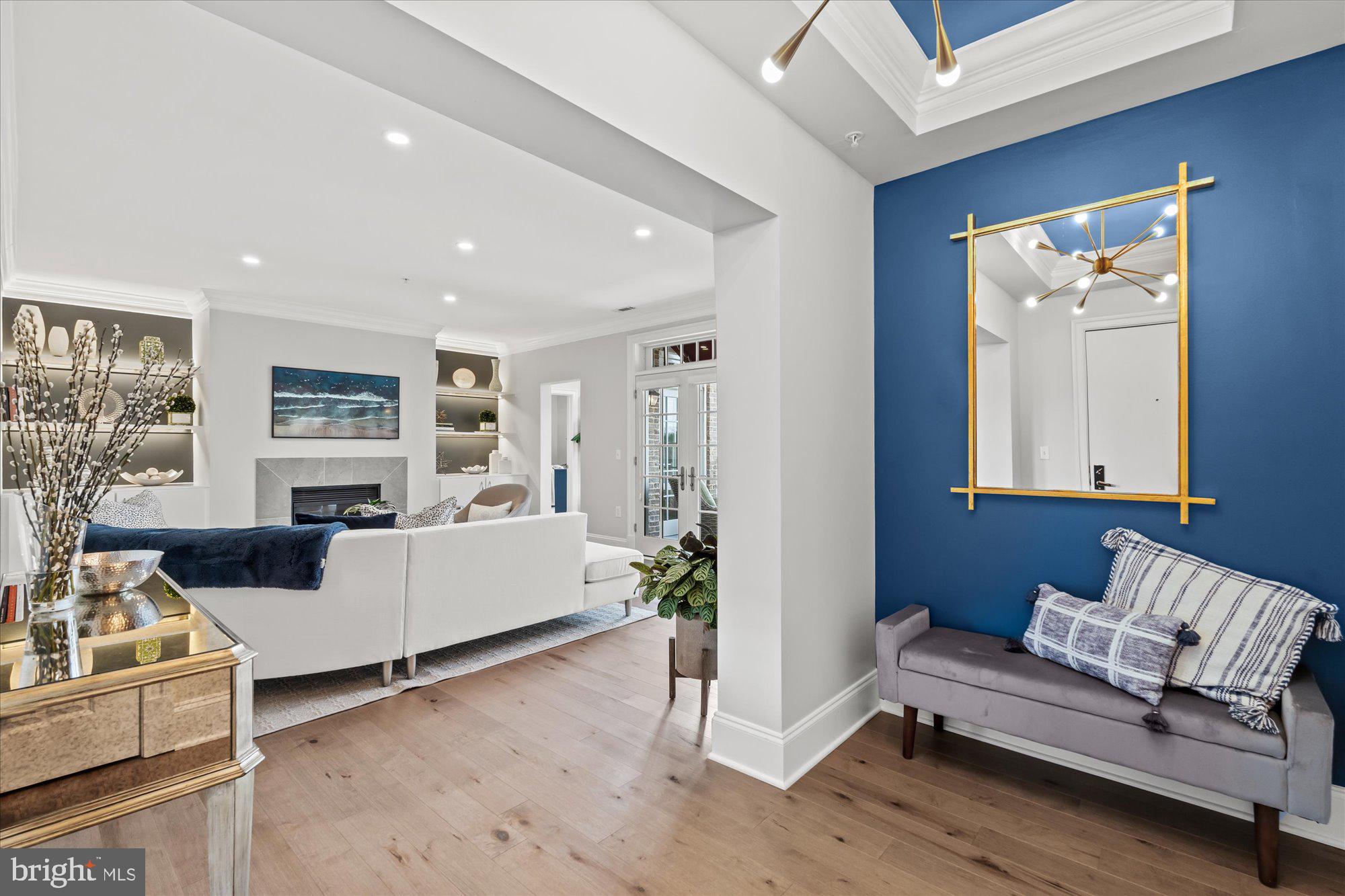 600 SECOND STREET 402