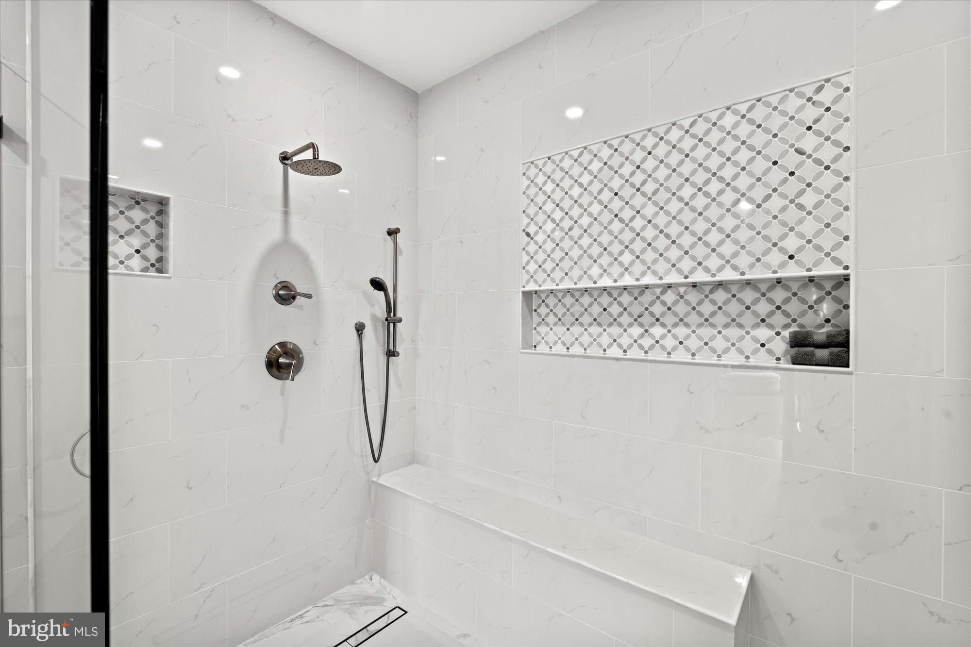 600 SECOND STREET 402