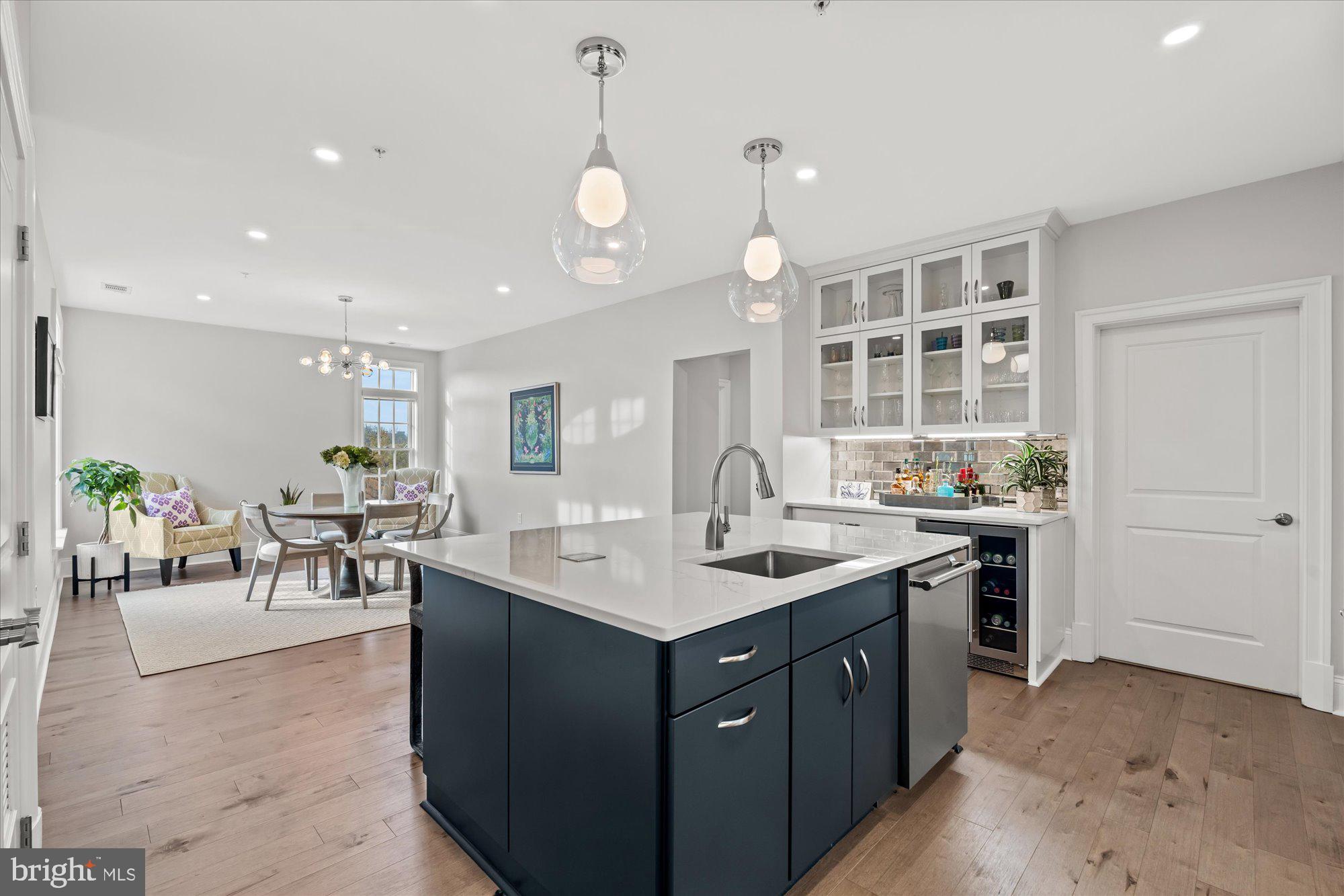 600 SECOND STREET 402