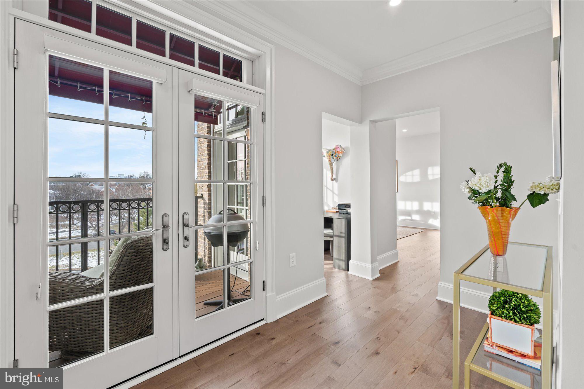 600 SECOND STREET 402