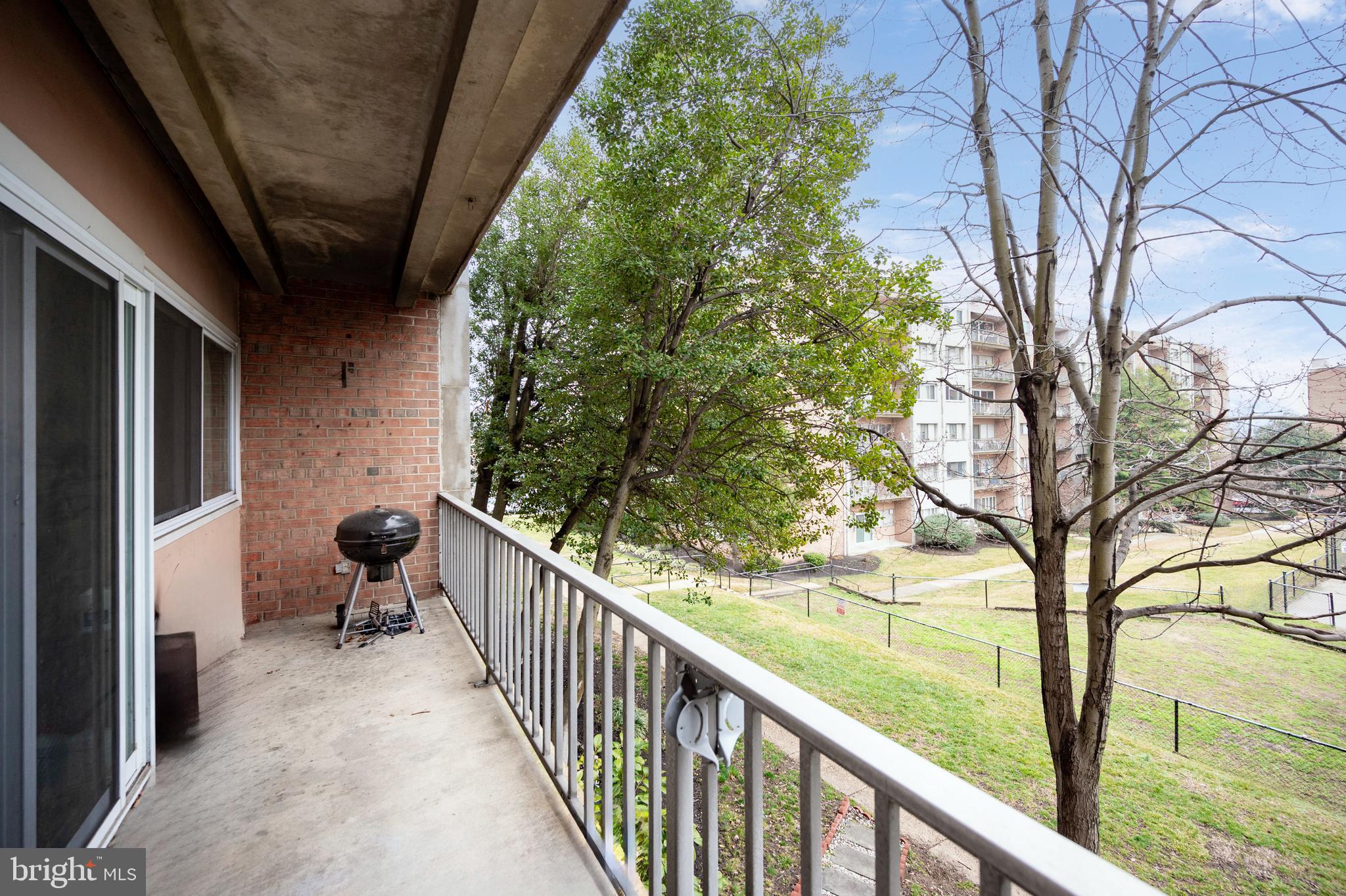 401 N ARMISTEAD STREET 105