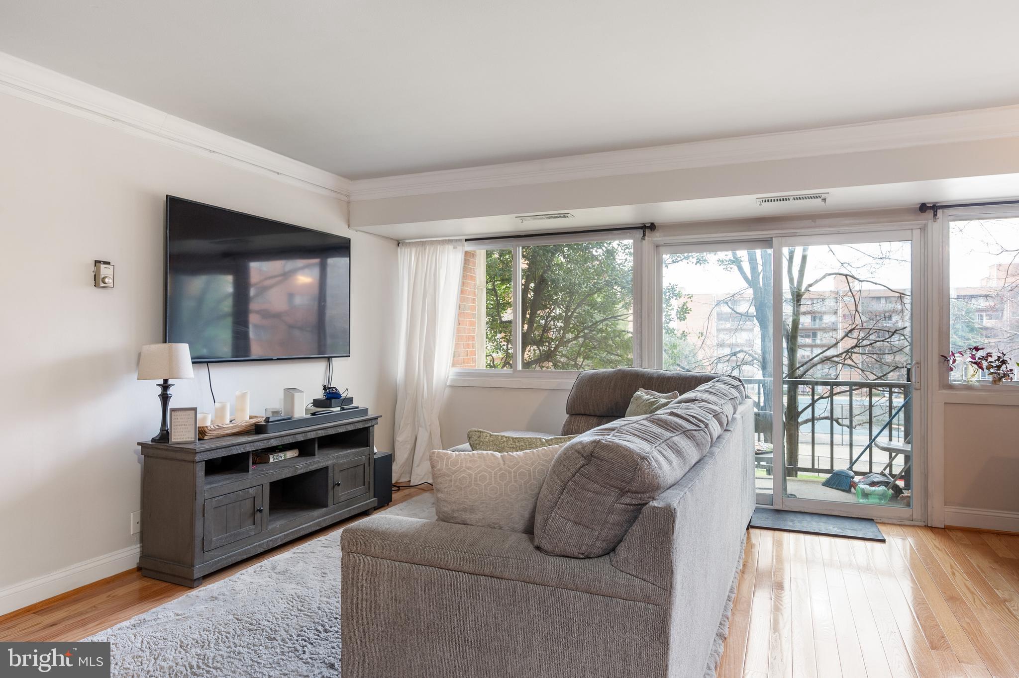 401 N ARMISTEAD STREET 105