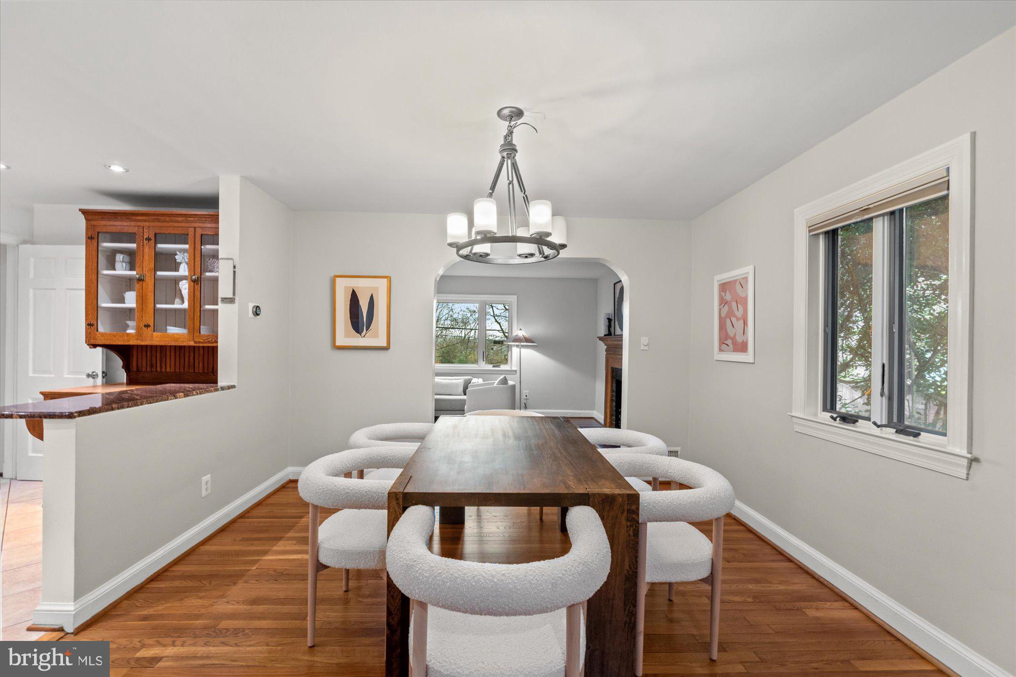 100 W MOUNT IDA AVENUE