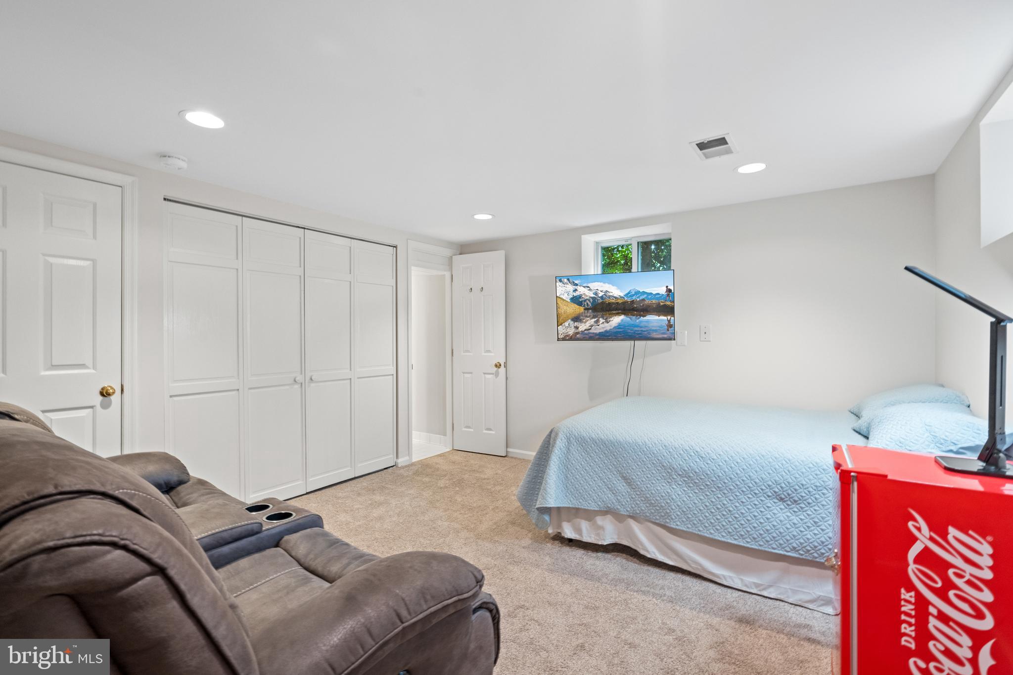 414 E MASON AVENUE E