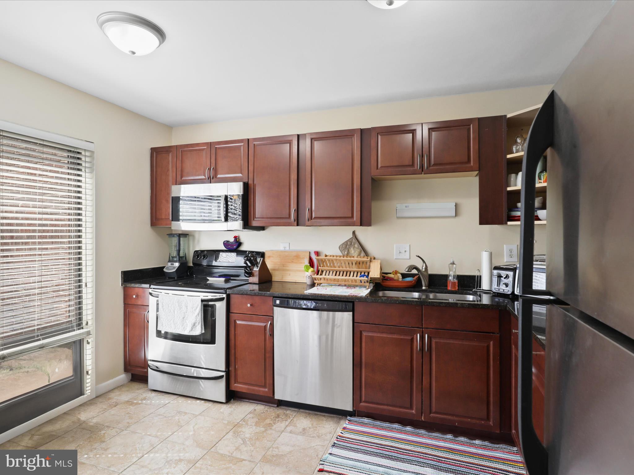 108 ROBERTS LANE 101