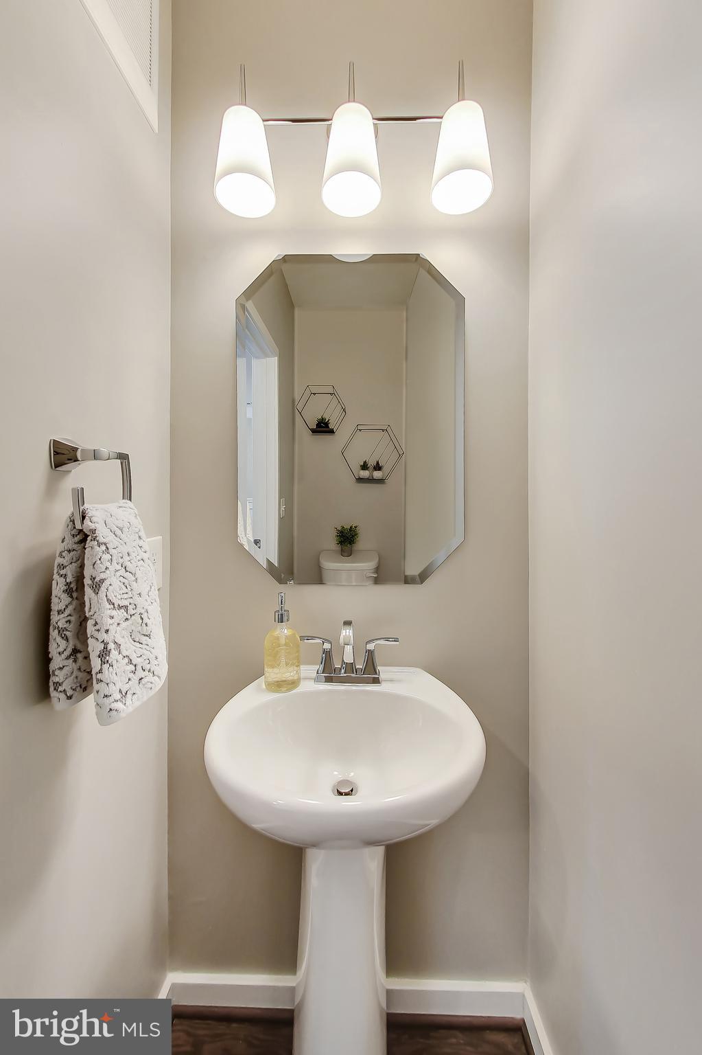 5127 CAMBRIA WAY 102