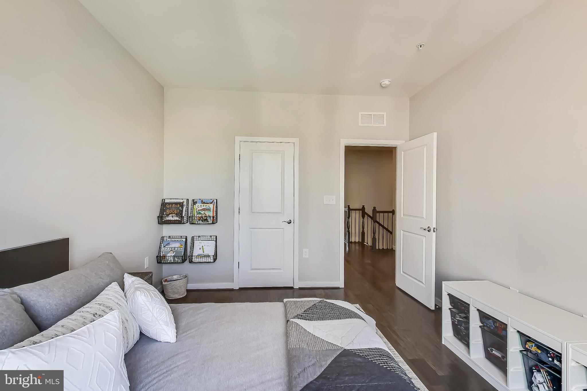 5127 CAMBRIA WAY 102