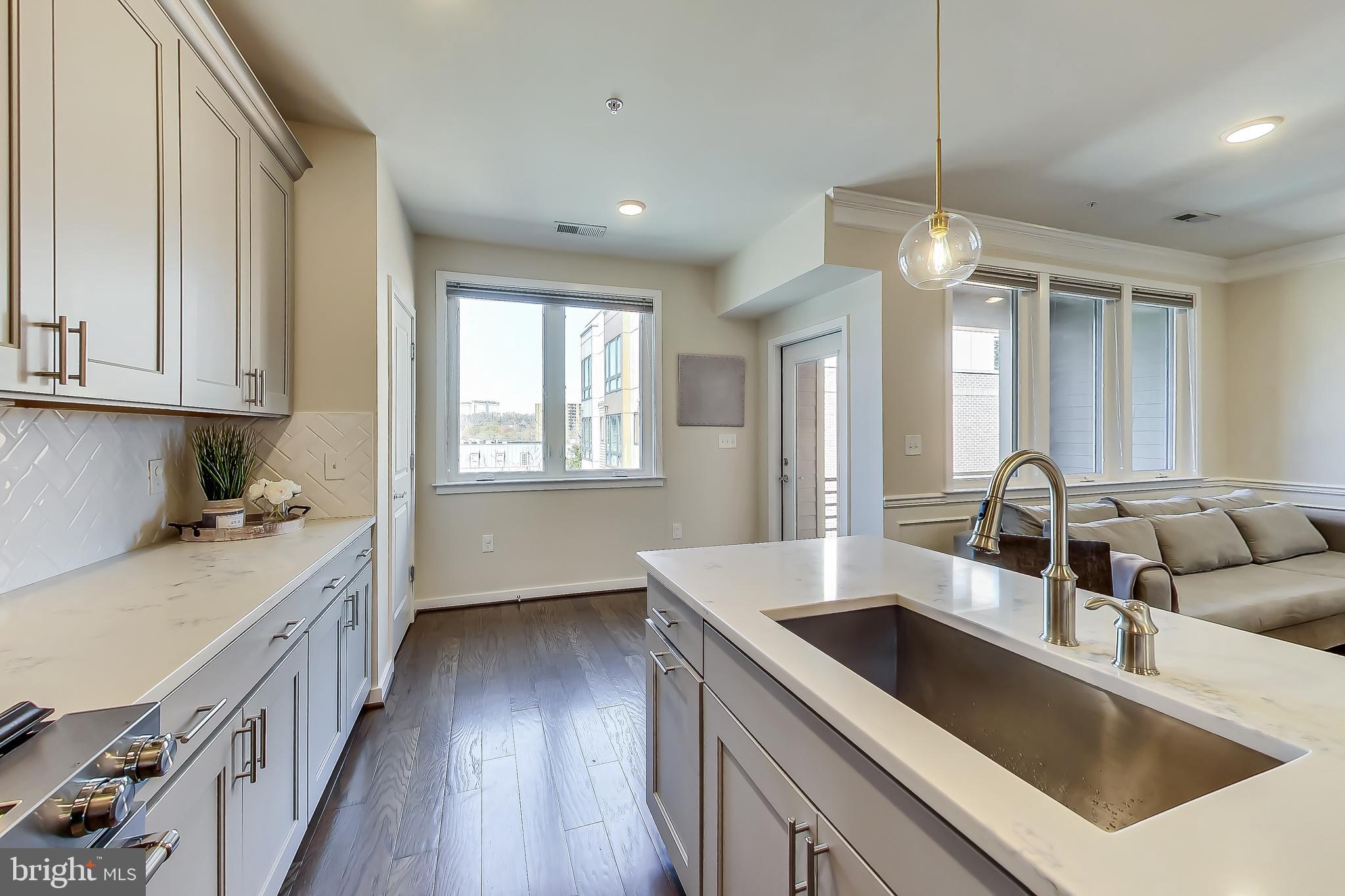 5127 CAMBRIA WAY 102