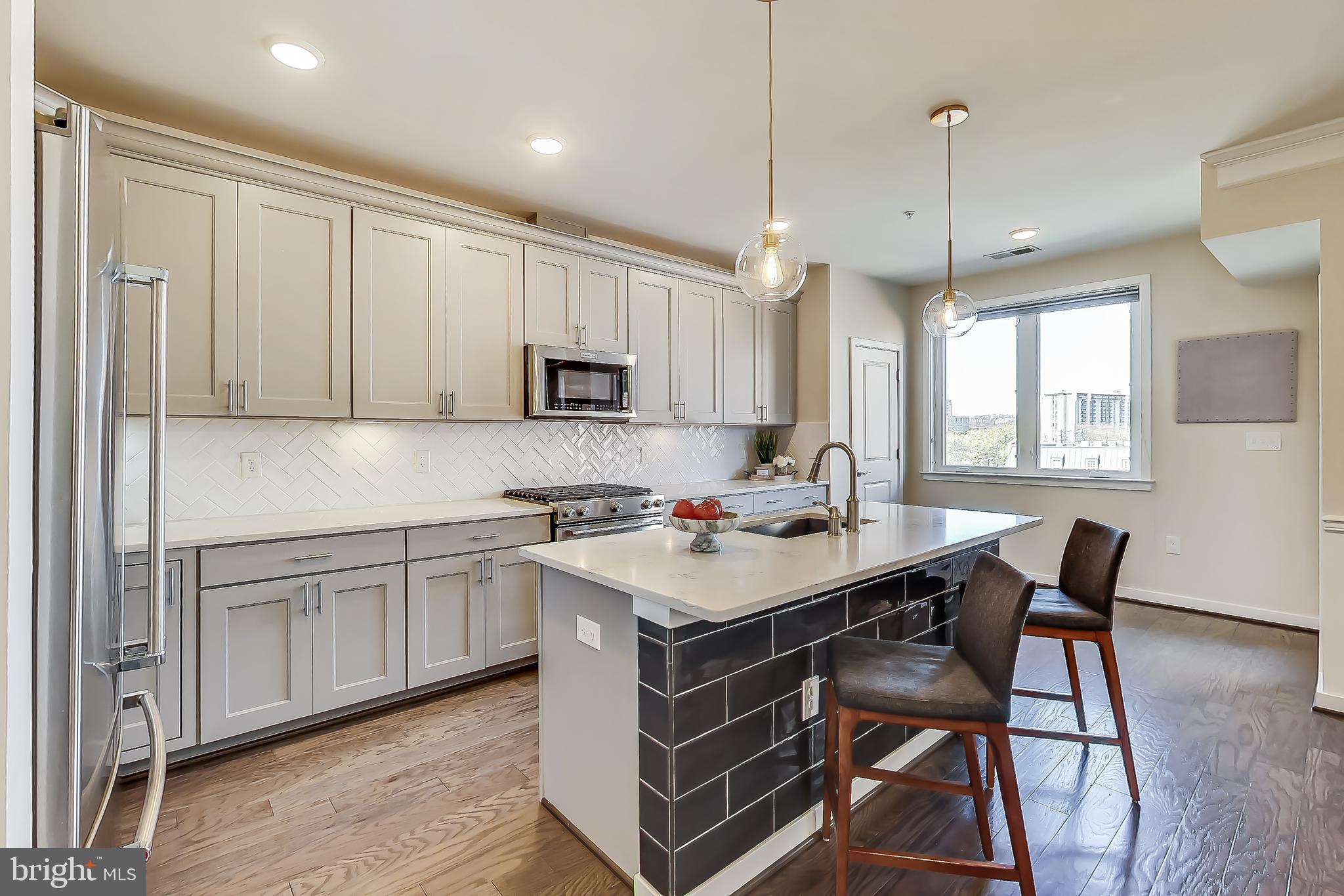 5127 CAMBRIA WAY 102