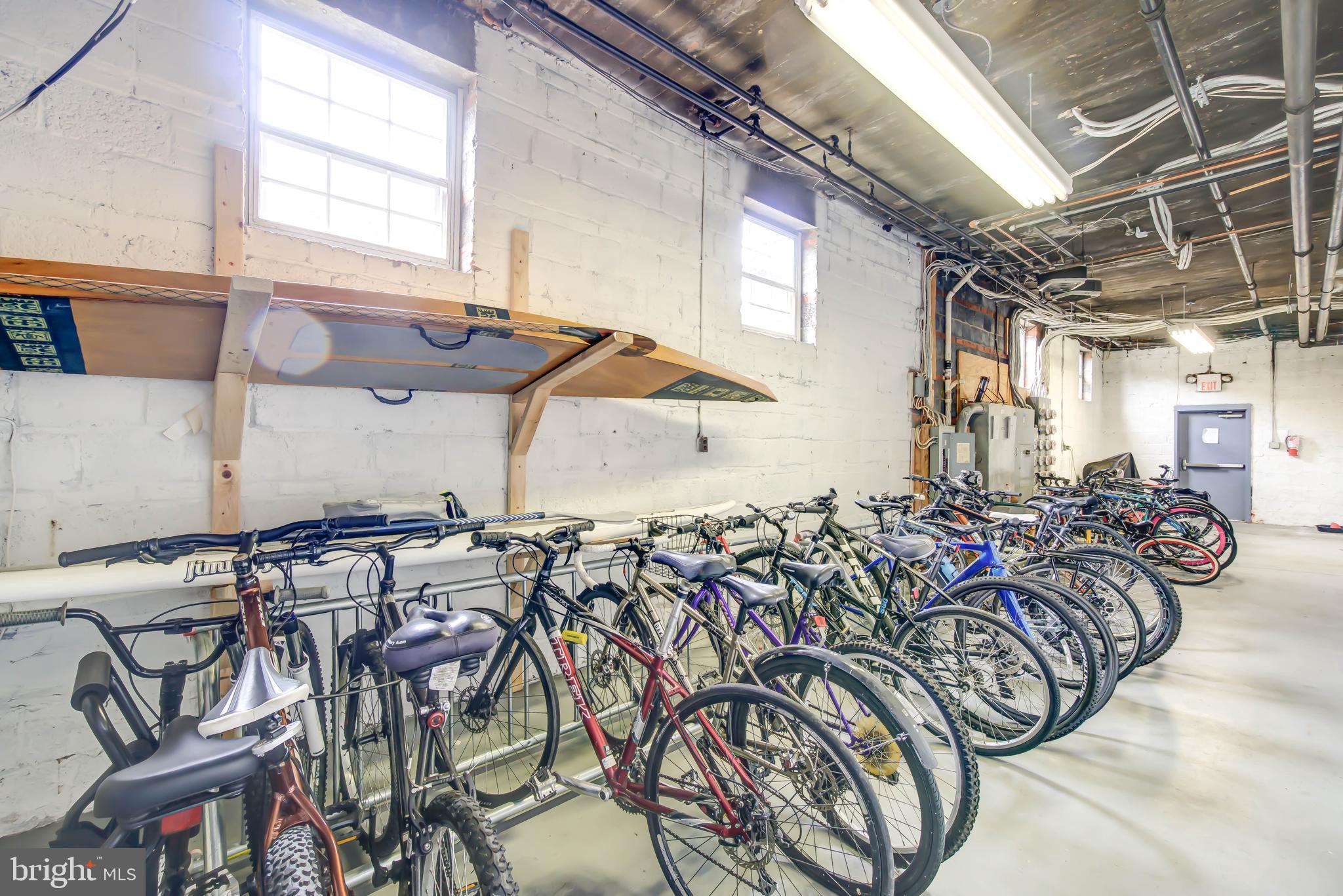 1804 W ABINGDON DRIVE 101