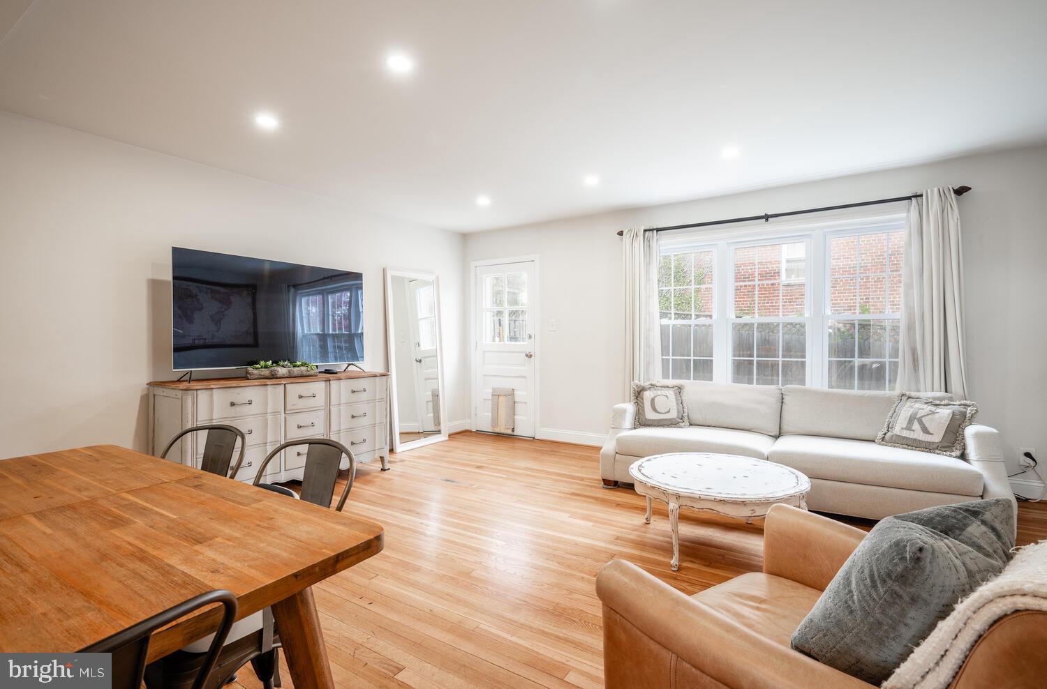 3002 LANDOVER STREET