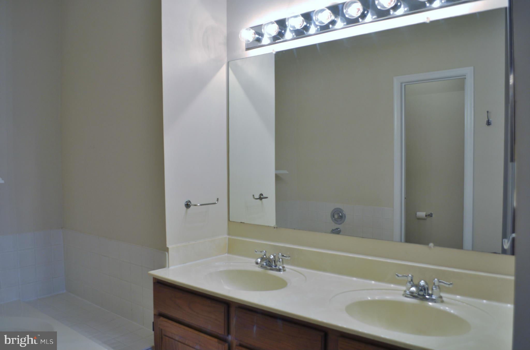 259 S PICKETT STREET 201