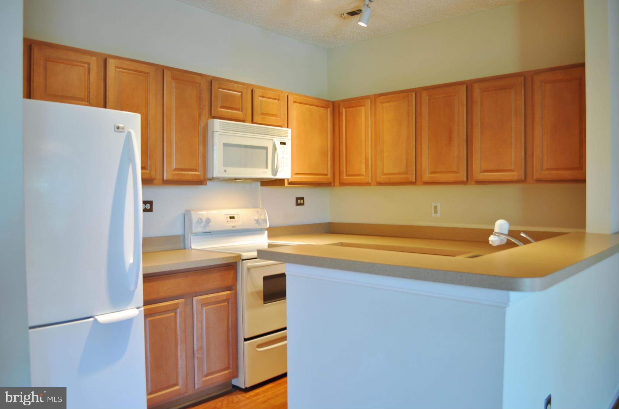 259 S PICKETT STREET 201