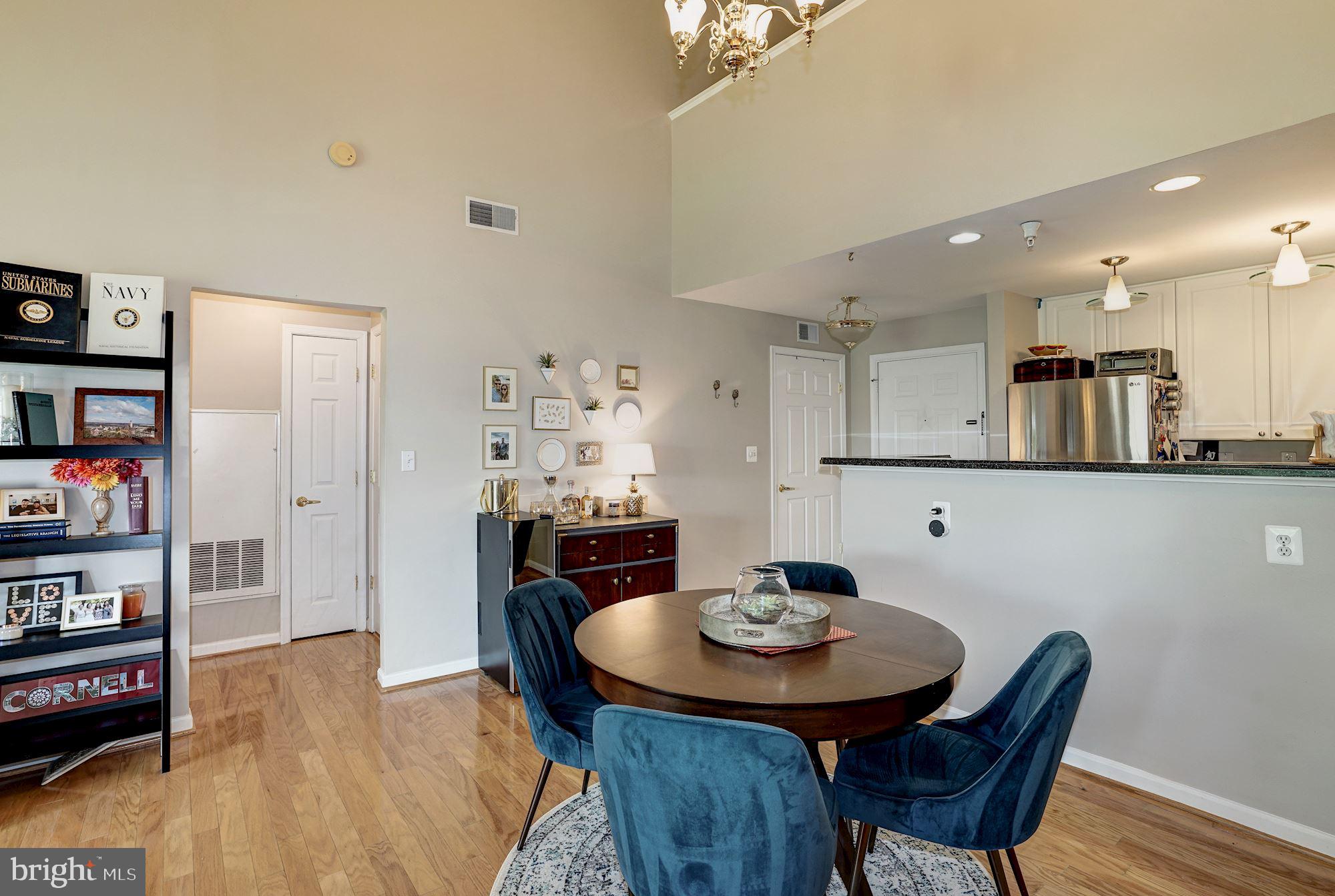 5116 DONOVAN DRIVE 401