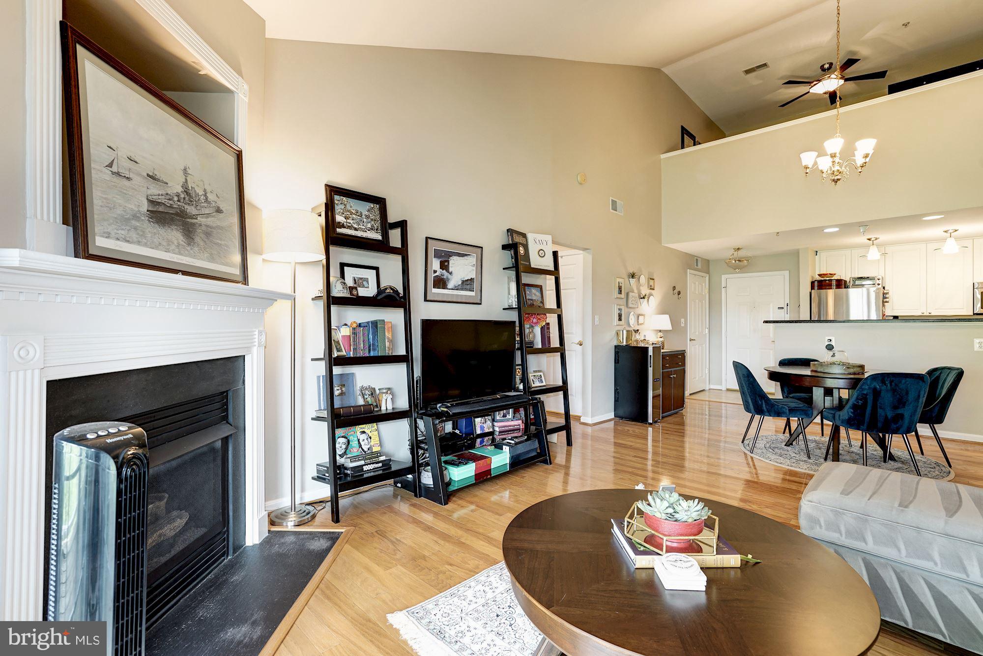 5116 DONOVAN DRIVE 401