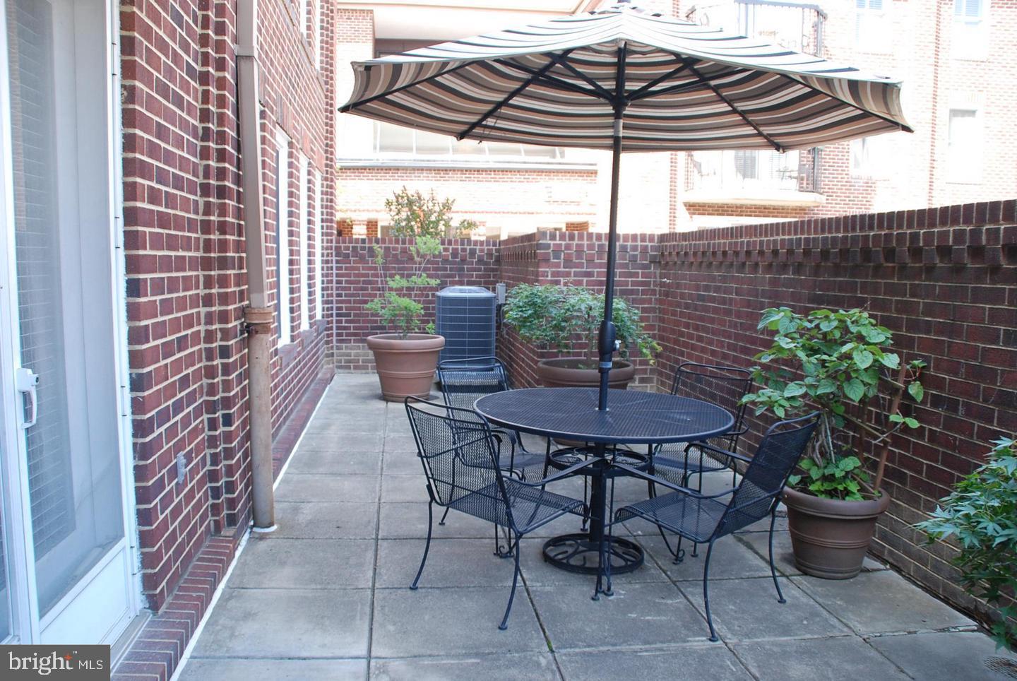 800 S SAINT ASAPH STREET 204