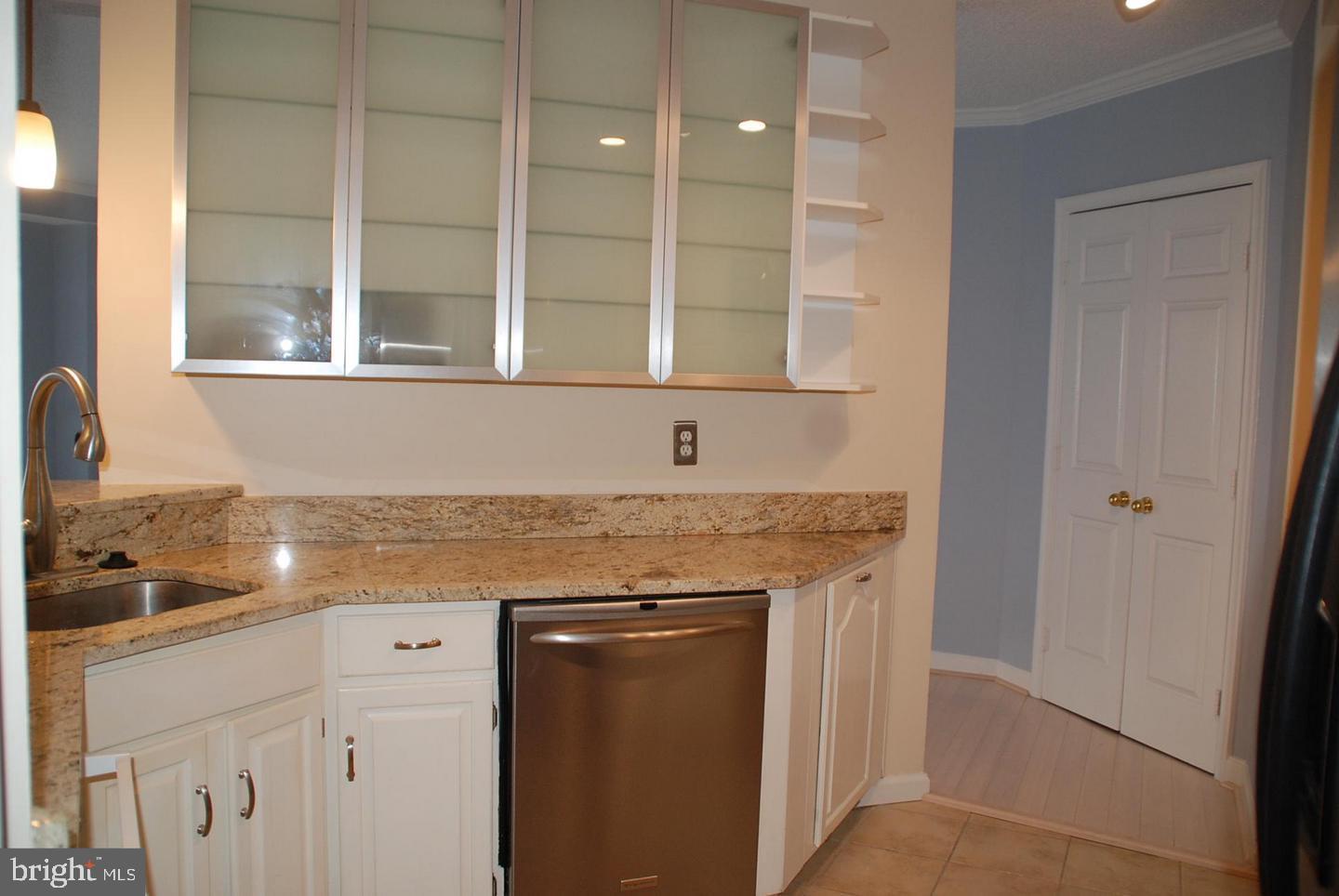 800 S SAINT ASAPH STREET 204