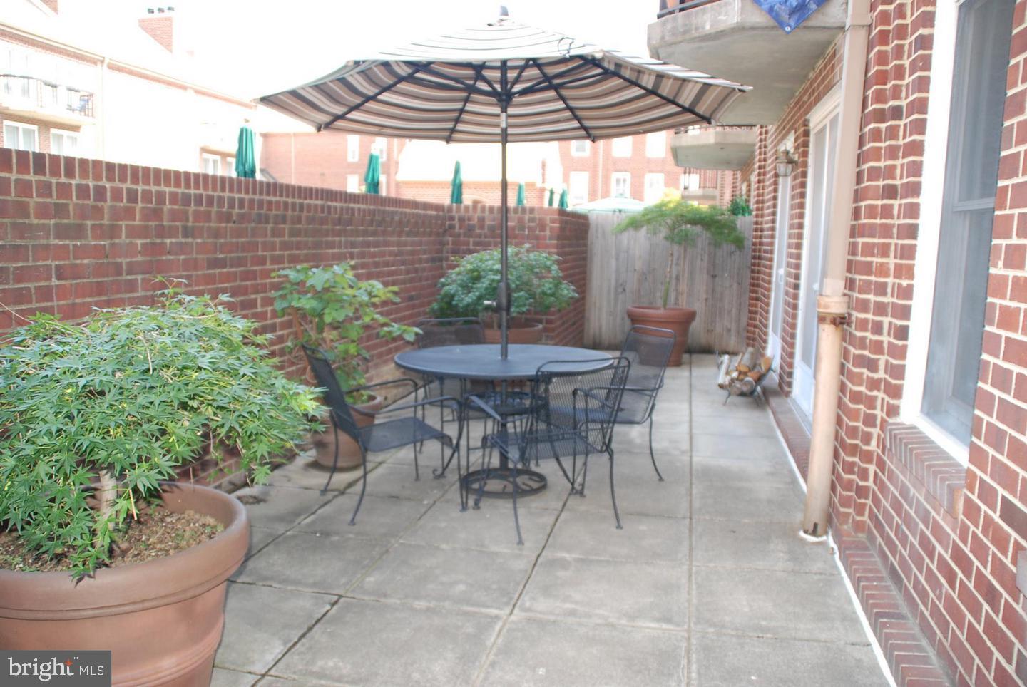 800 S SAINT ASAPH STREET 204