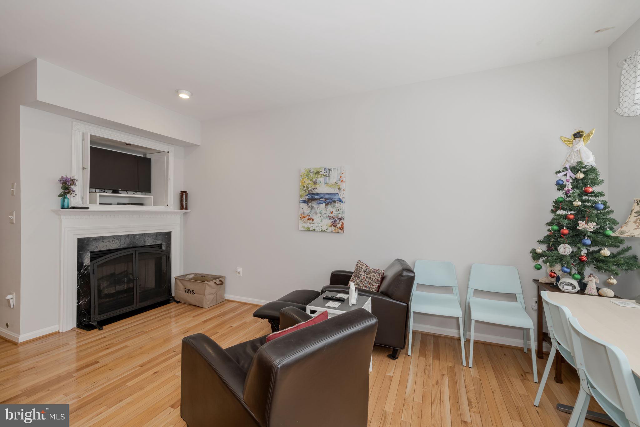 113 CAMERON STATION BOULEVARD