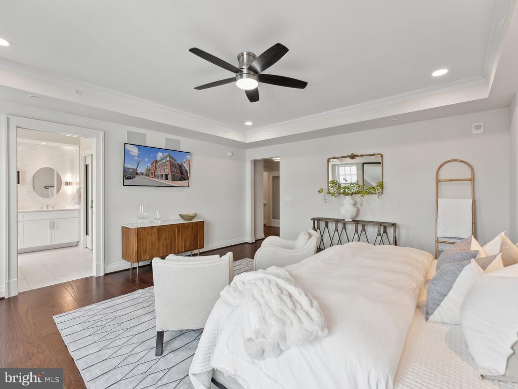 225 STRAND STREET 501