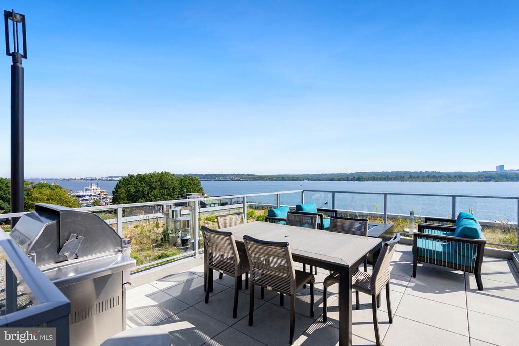 225 STRAND STREET 501
