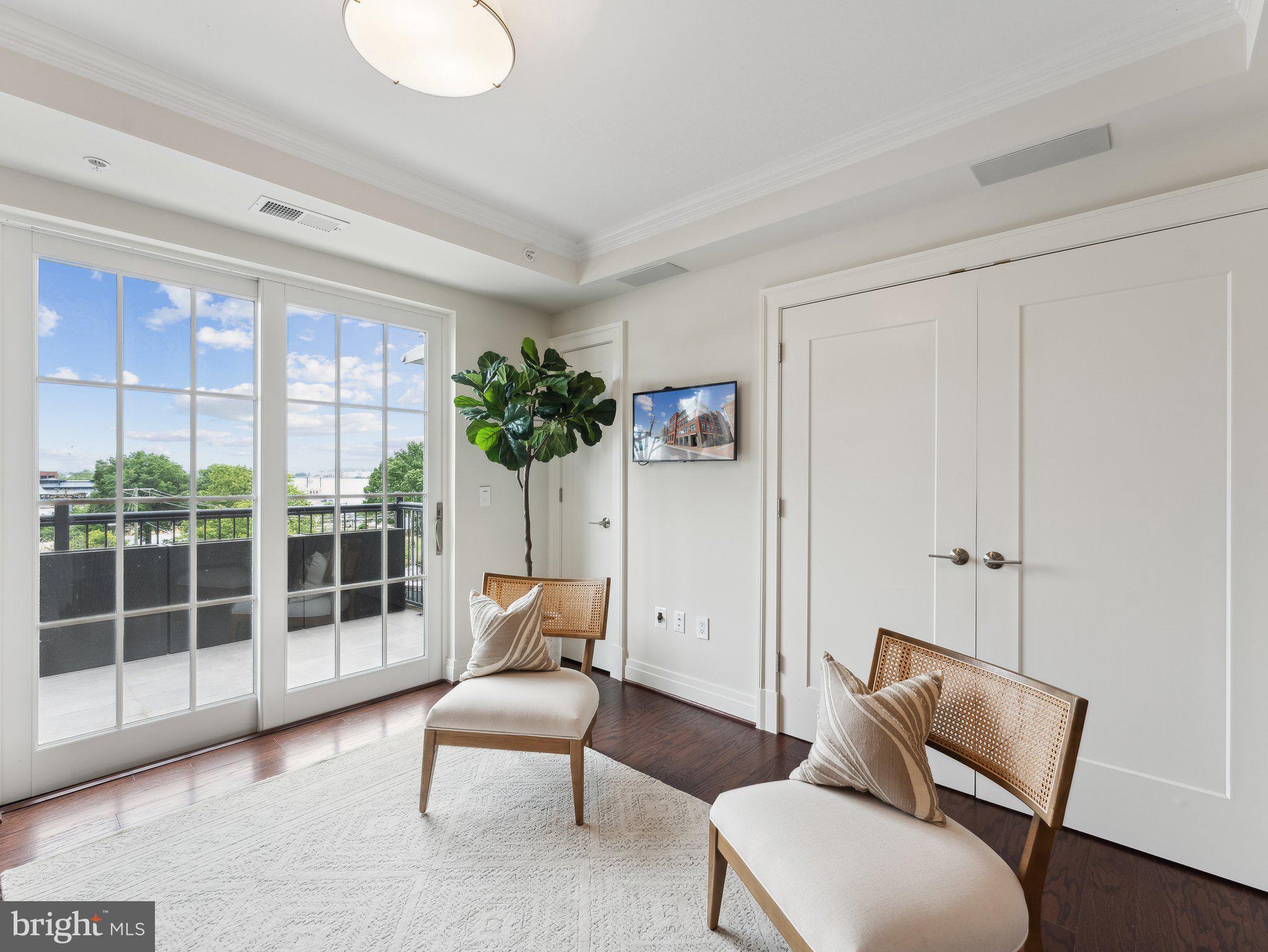 225 STRAND STREET 501