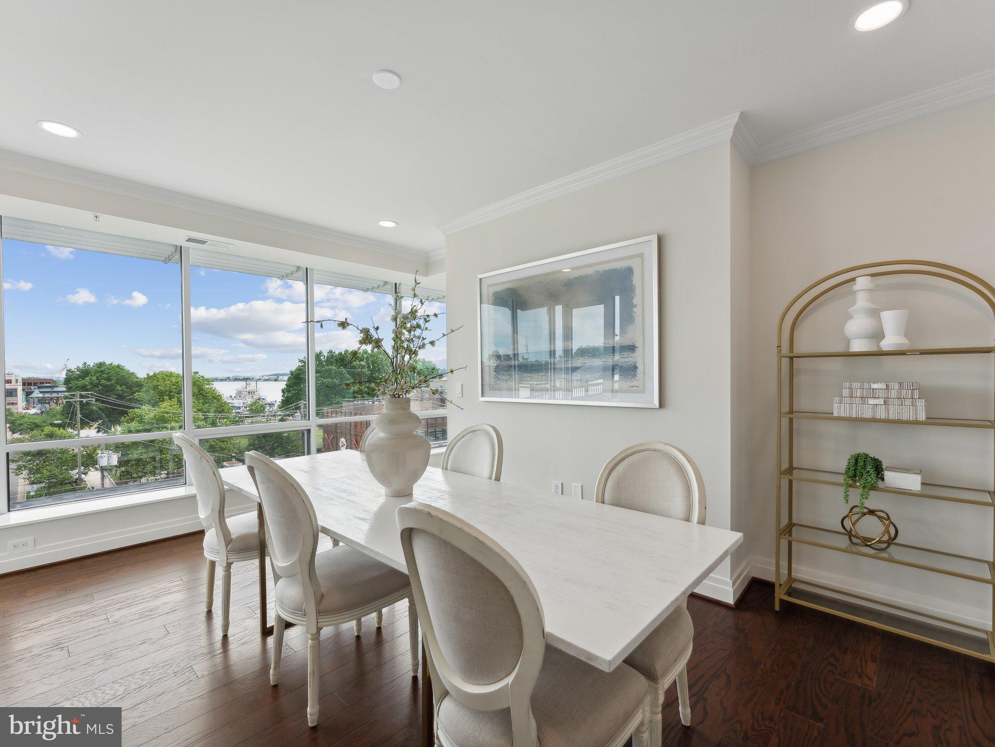 225 STRAND STREET 501