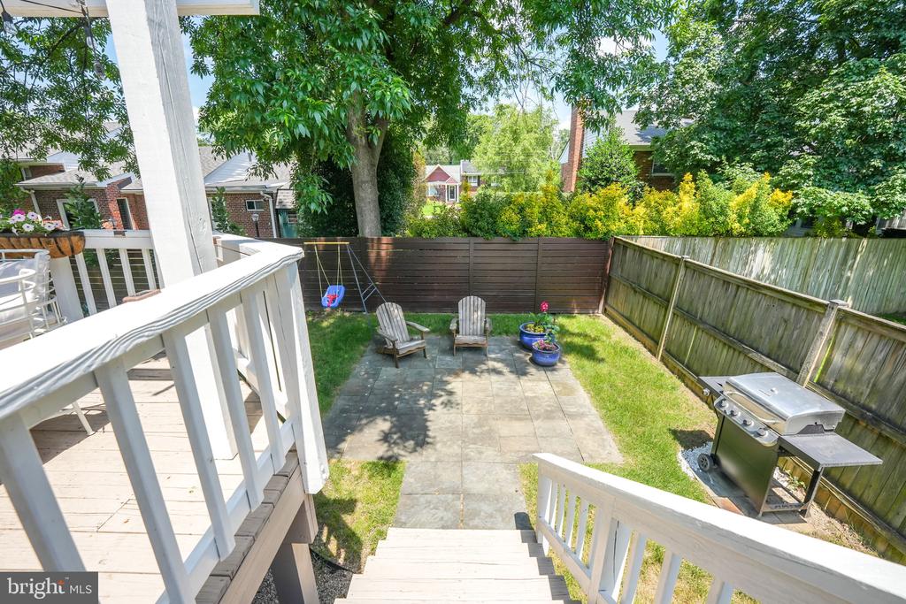 1109 CROSS DRIVE