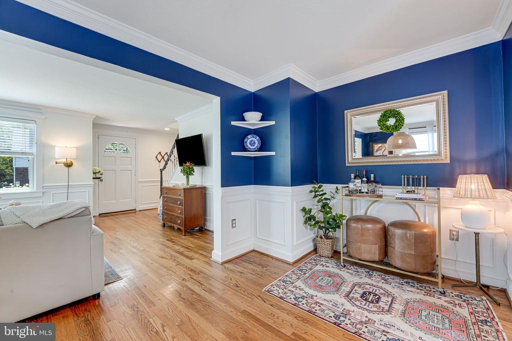 1109 CROSS DRIVE