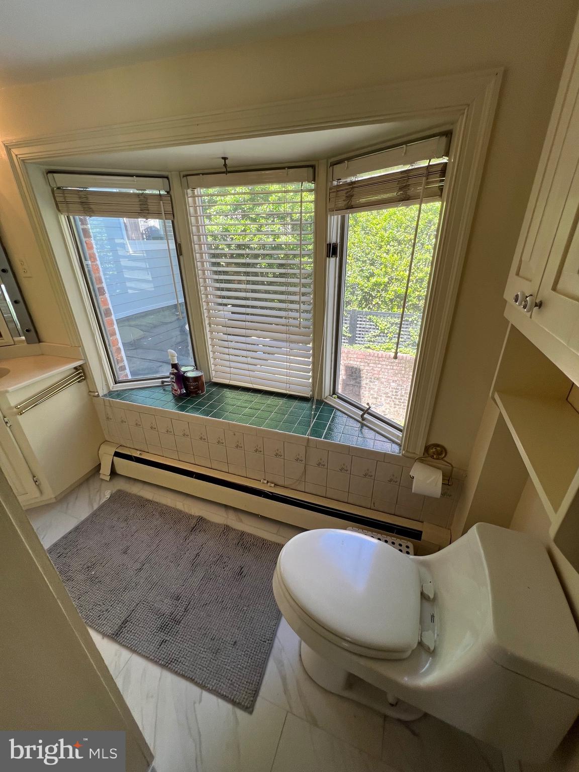 201 S FAIRFAX STREET