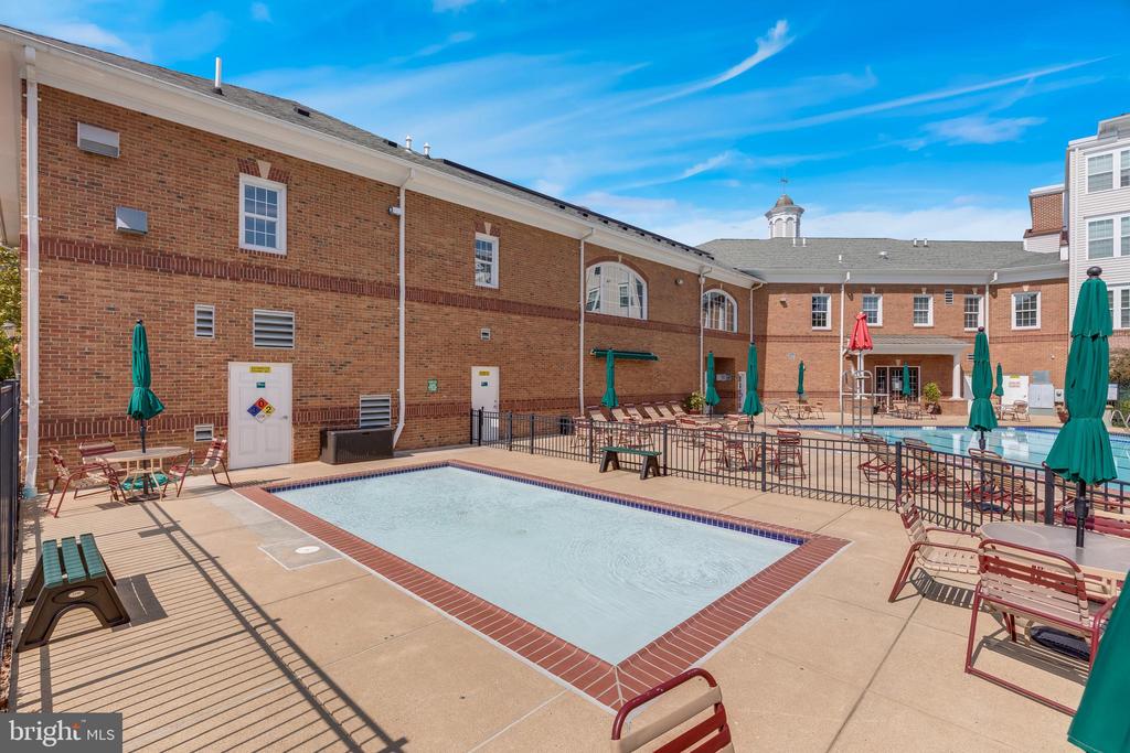 400 CAMERON STATION BOULEVARD 302