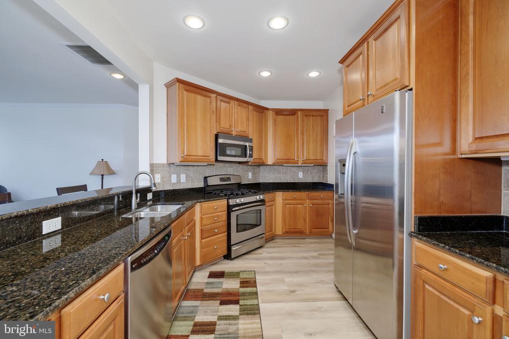 400 CAMERON STATION BOULEVARD 302