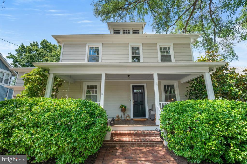 12 E WINDSOR AVENUE