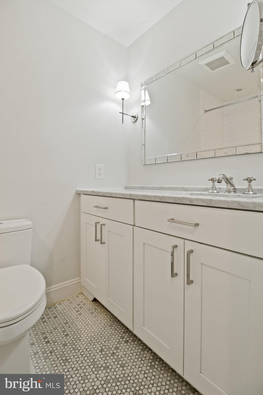 680 S COLUMBUS STREET