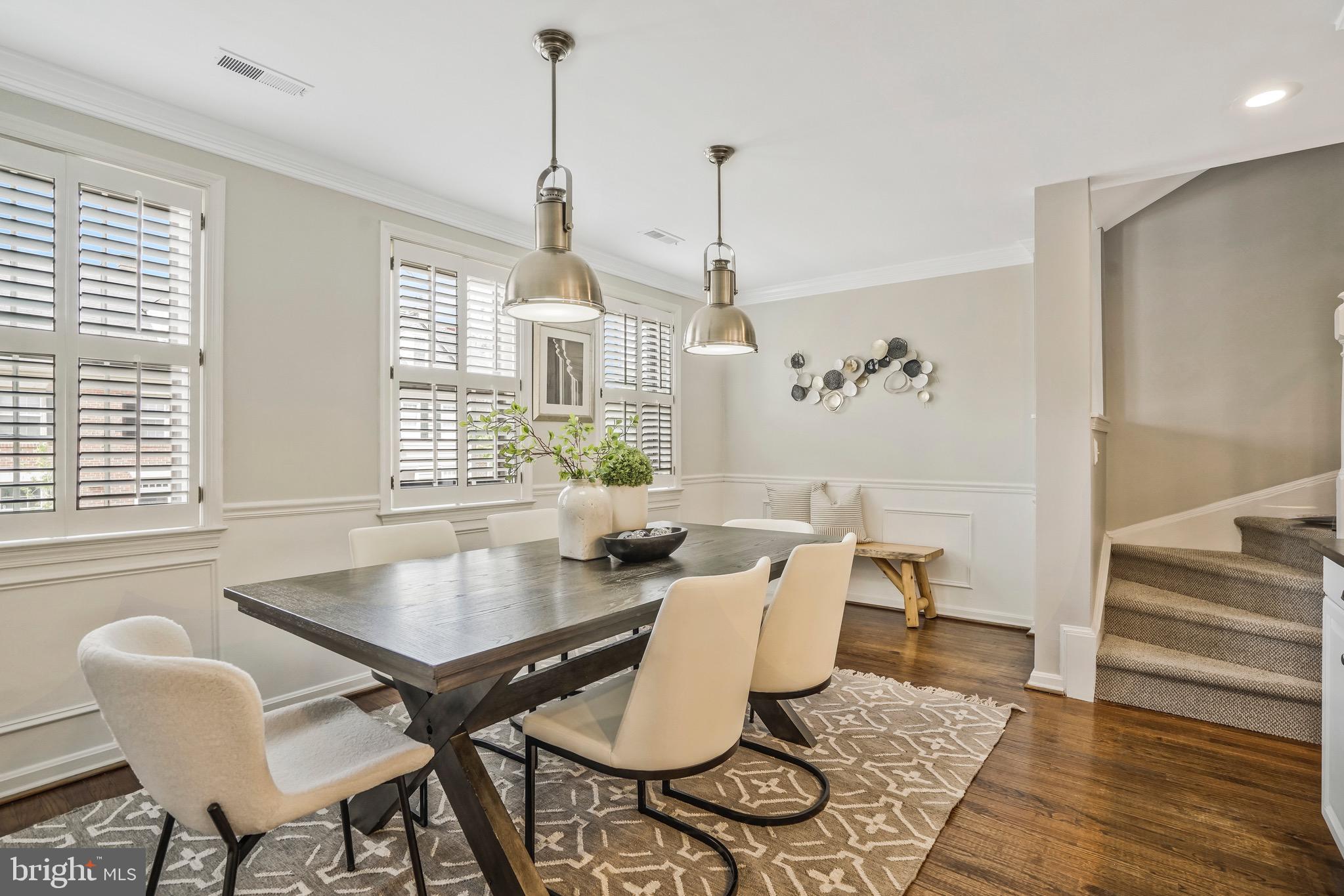 680 S COLUMBUS STREET