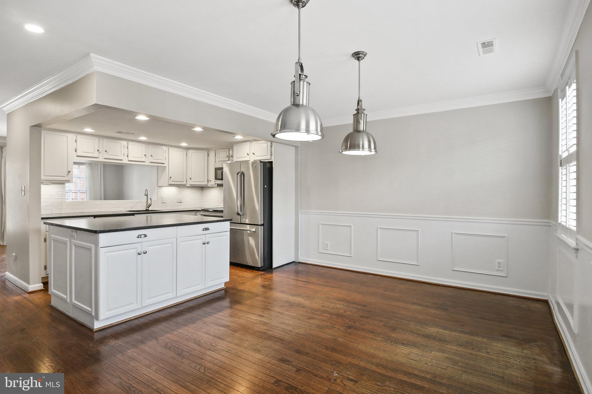 680 S COLUMBUS STREET