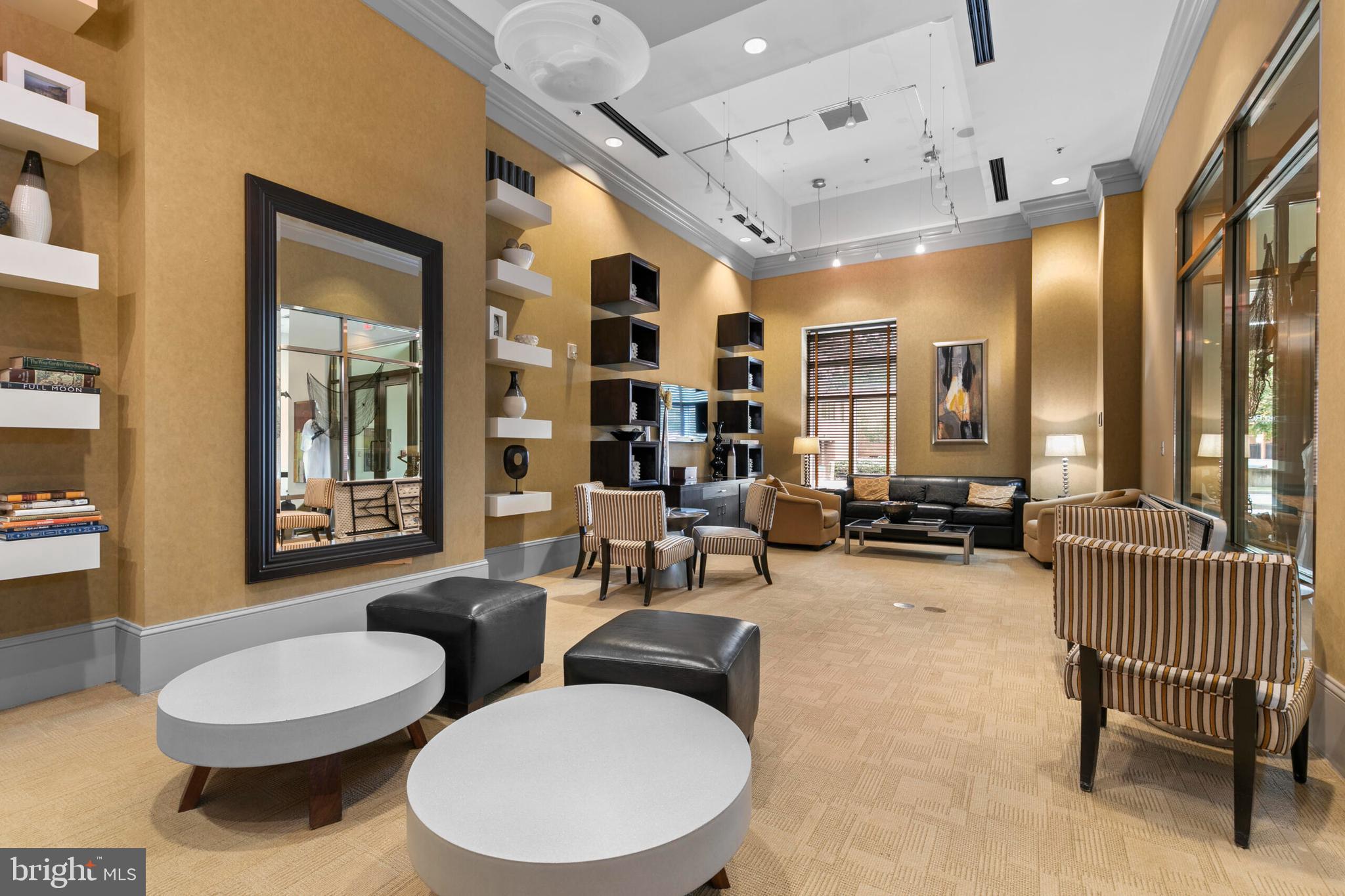 309 HOLLAND LANE 135