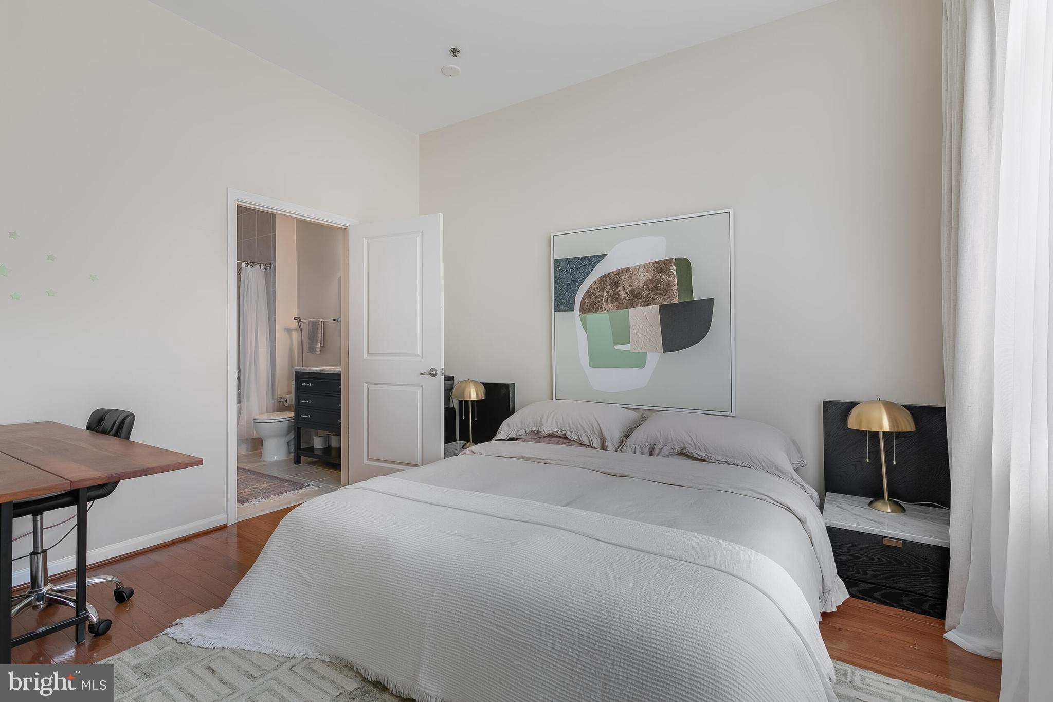 309 HOLLAND LANE 135